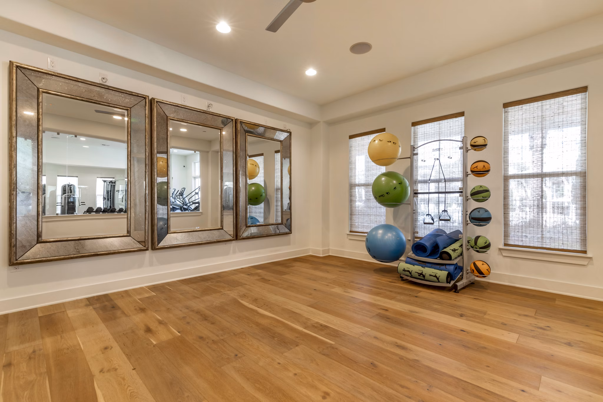 fitness center at Edgewater Apartments
