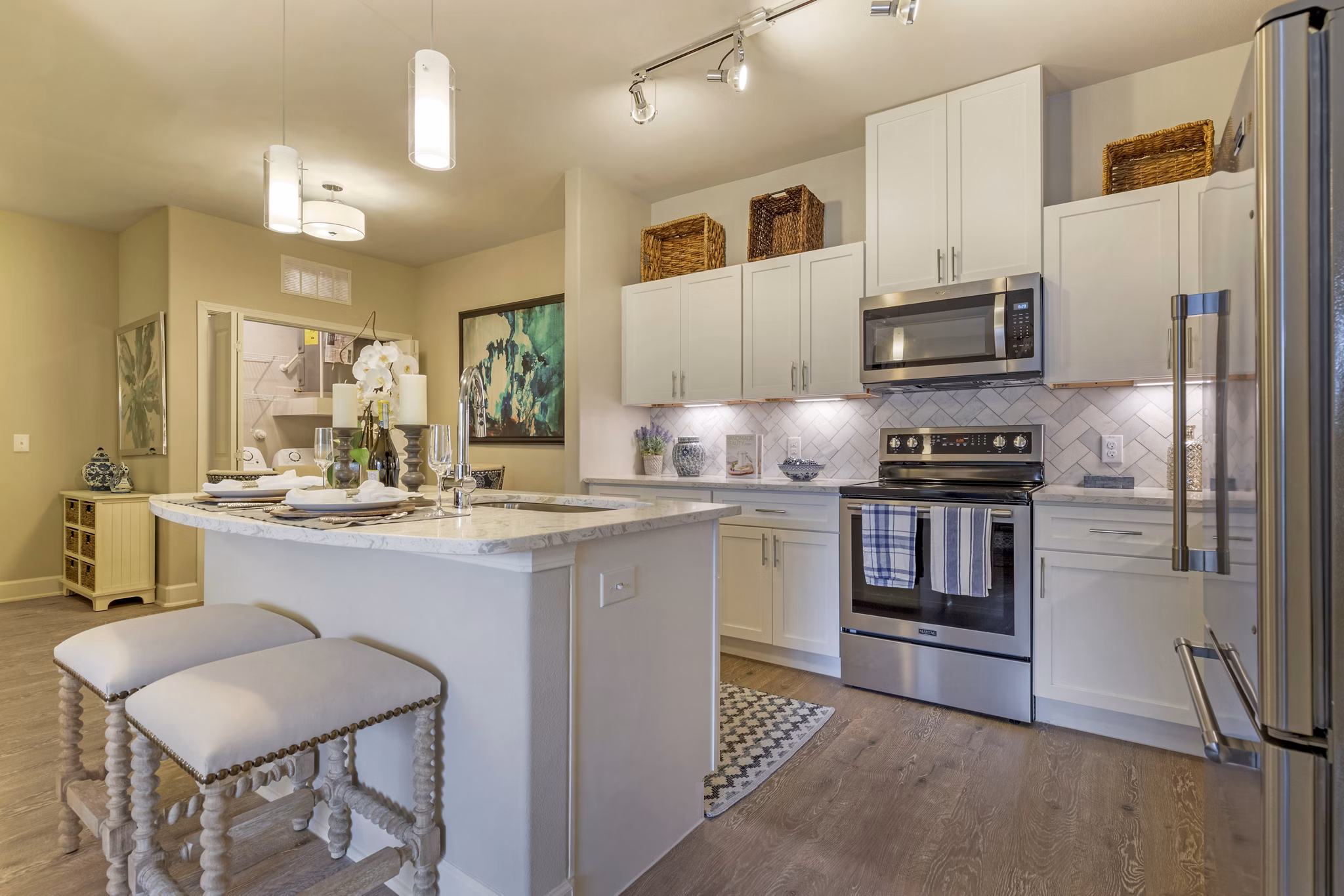 kitchen at Edgewater Apartments