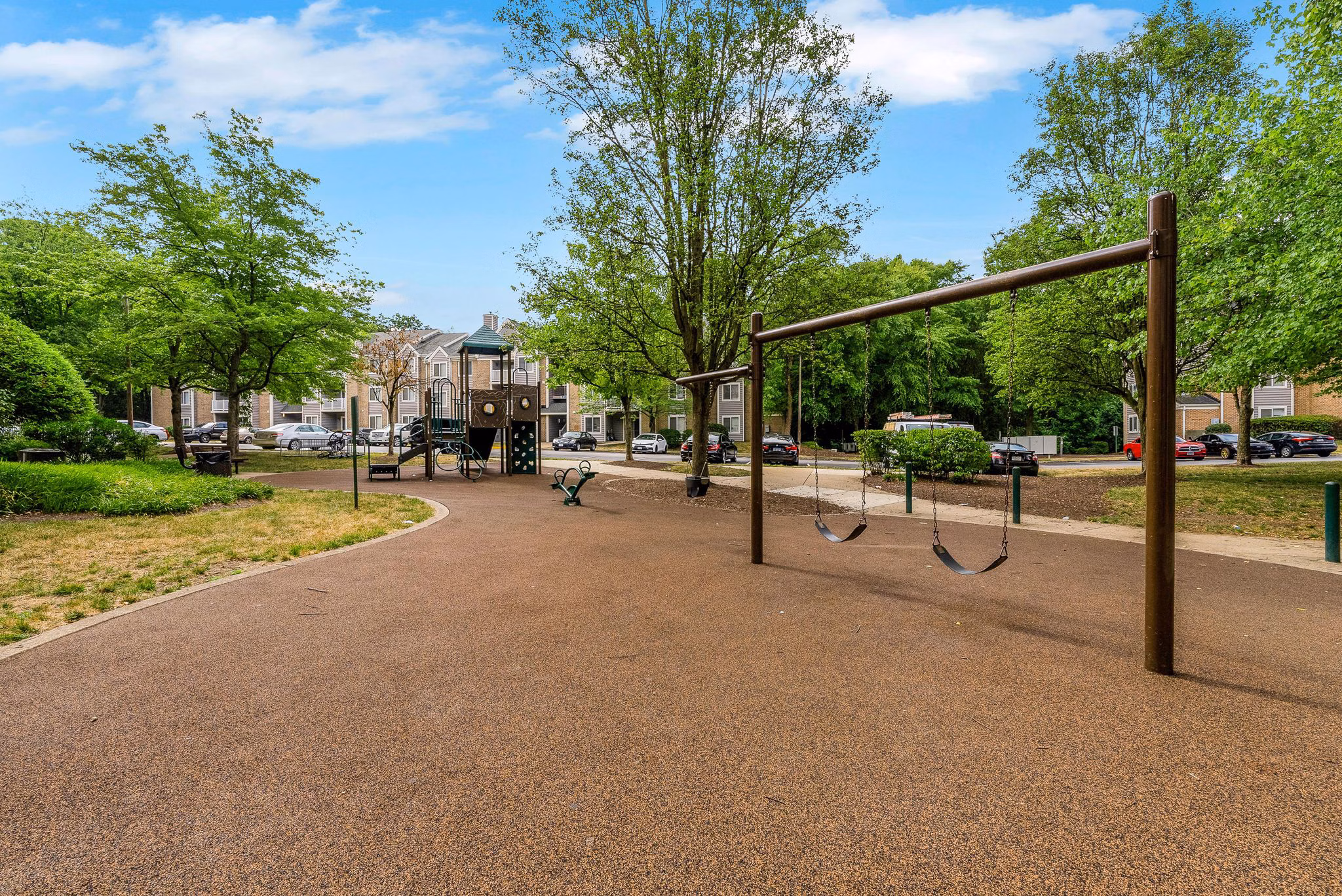 Recreational Area at Woodbridge Station Apartments