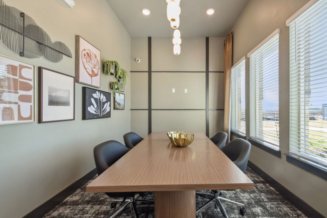Work space at Ascend At Valverde
