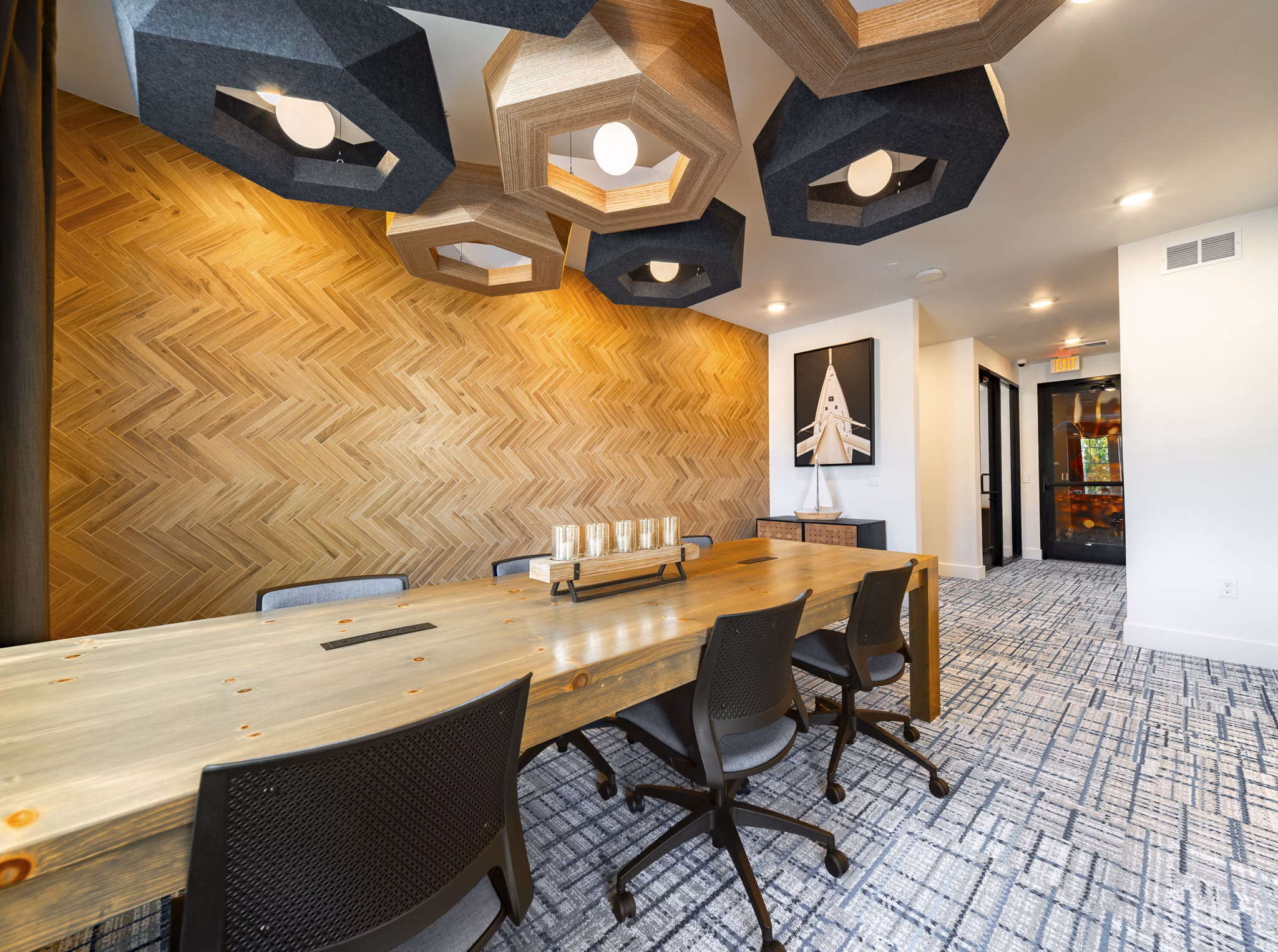 clubhouse at Lago Apartments