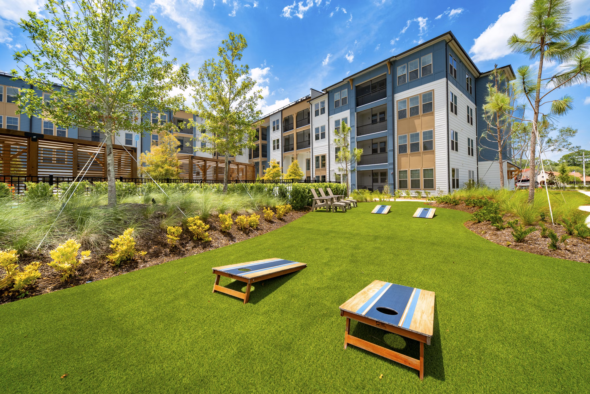 dog park at Lago Apartments
