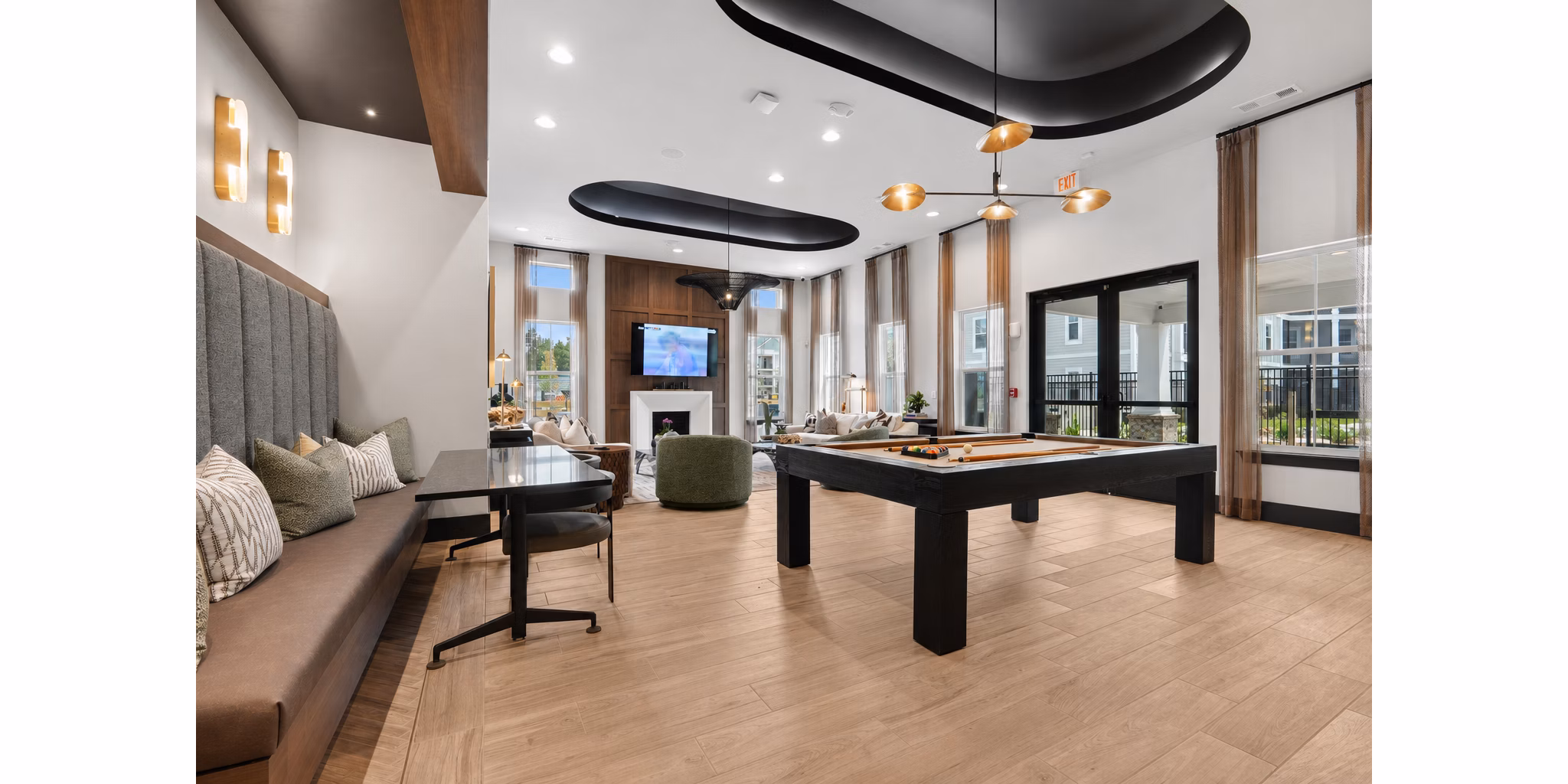 clubhouse at Clear Lake Vista Apartments 