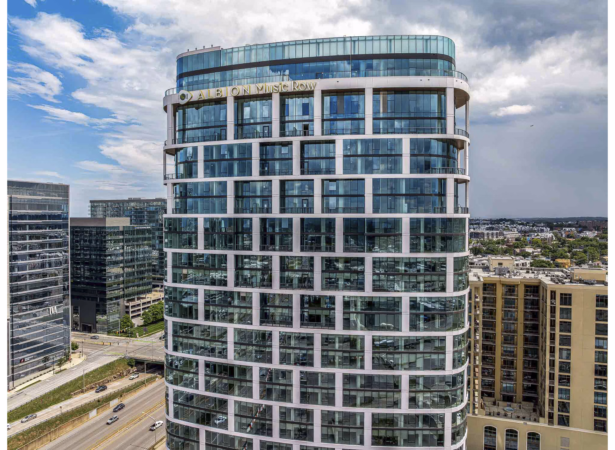 building at RAlbion Music Row Apartments