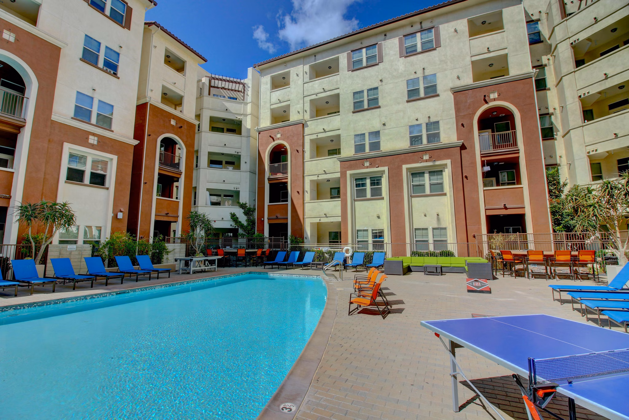 pool at Iconic on Alvarado Apartments