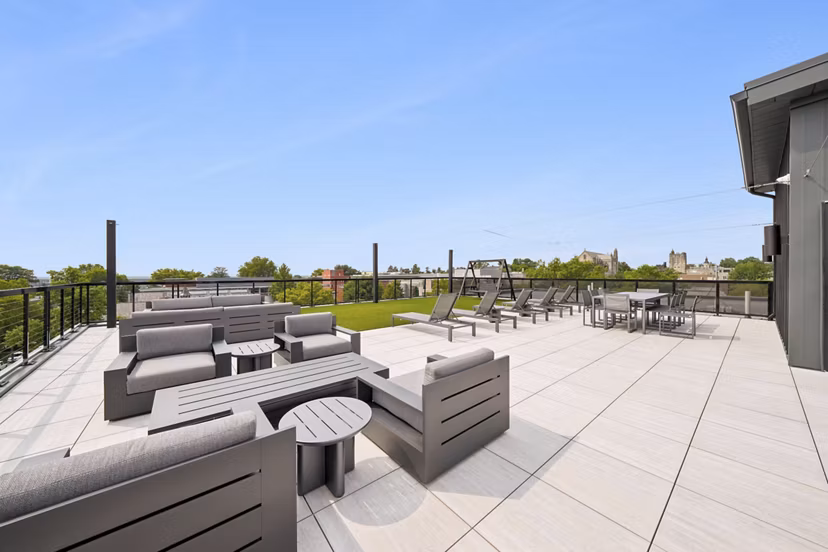 grill area at 195 Nassau Apartments