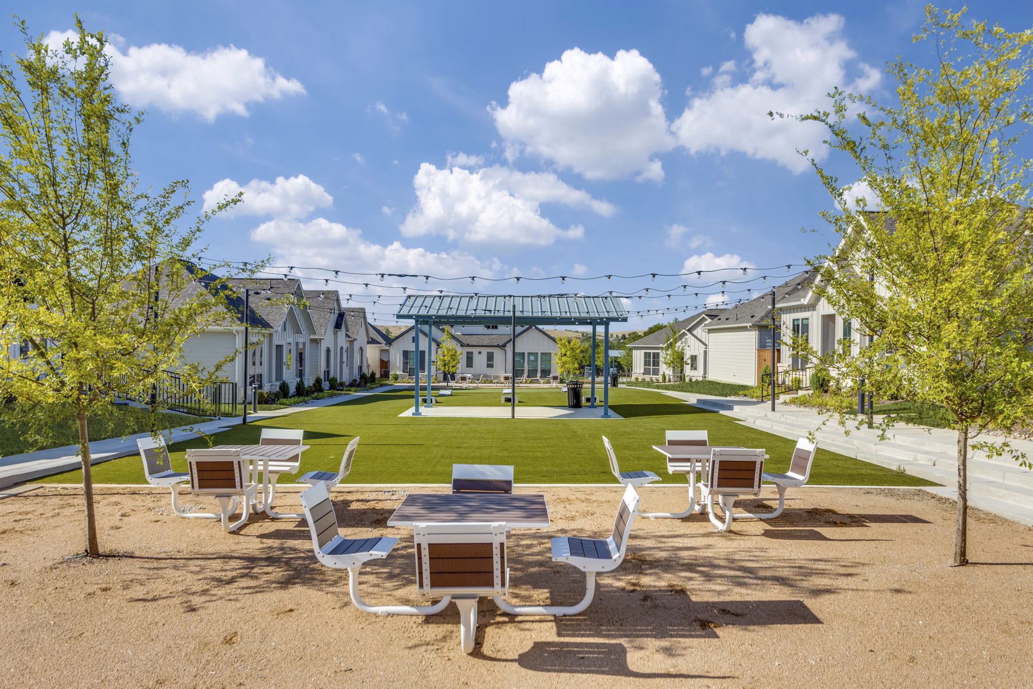 courtyard at Canopy Homes at Ventana Apartments