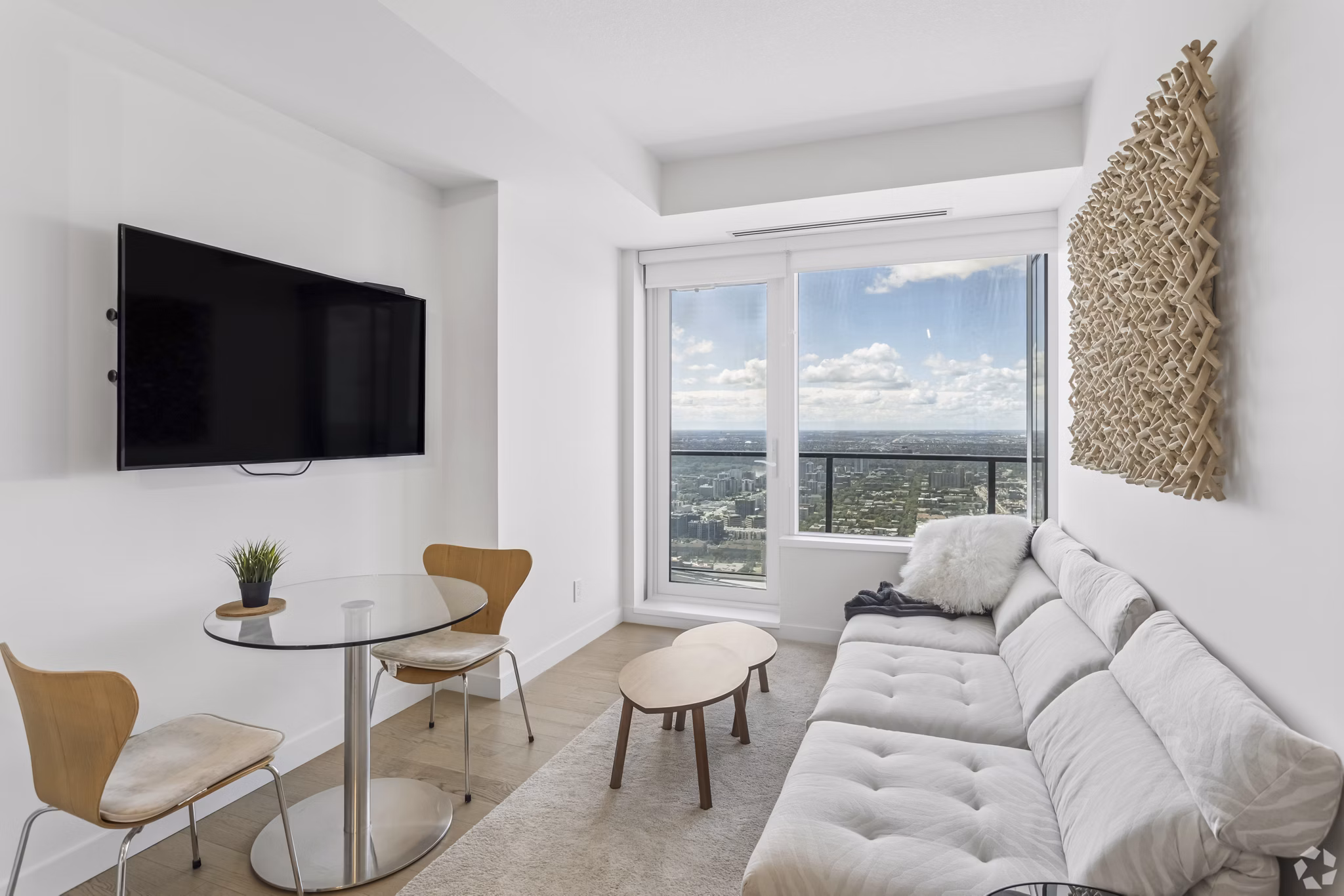 living room at SKY Signature Suites Apartments 