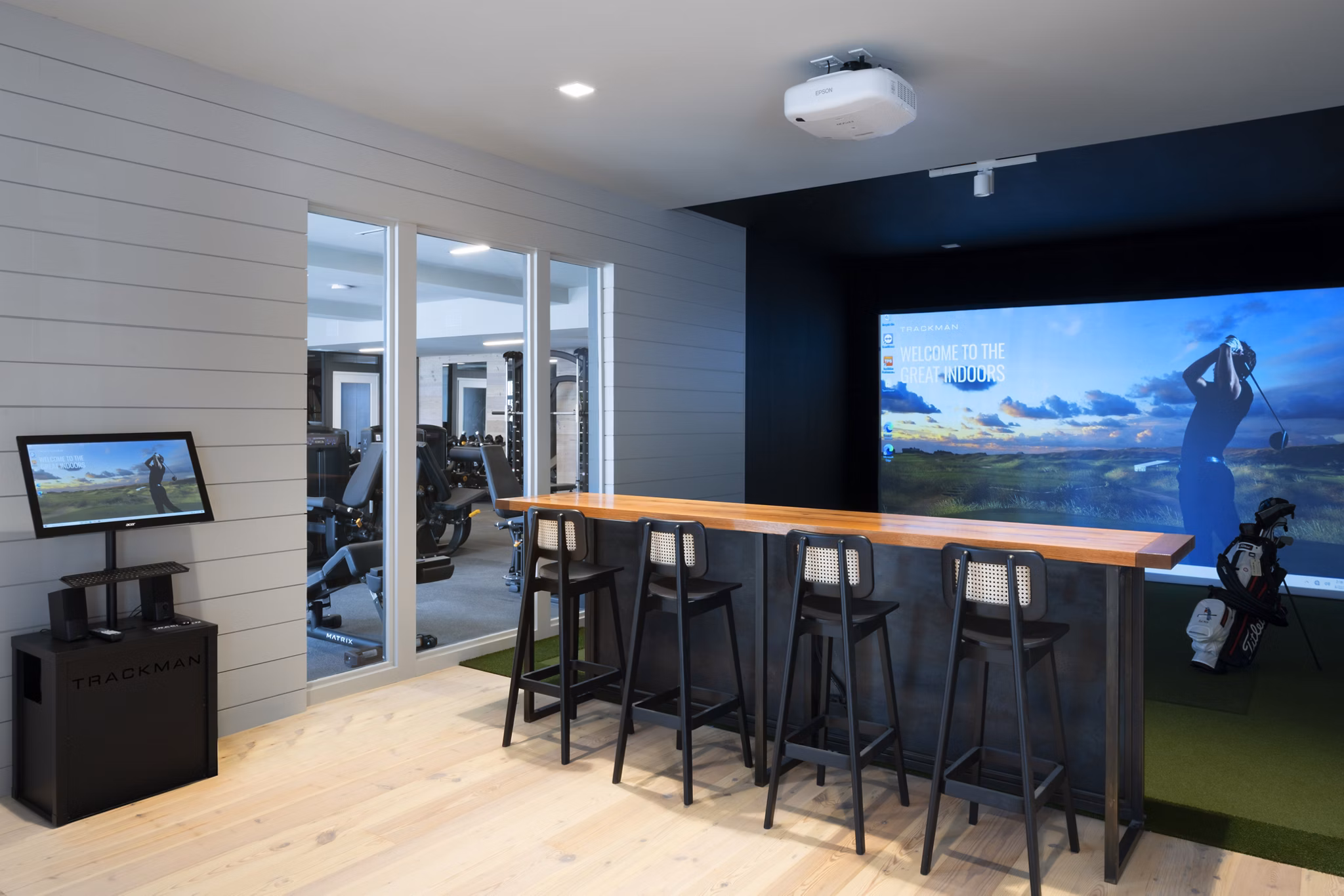 fitness center at The Anchorage Apartments