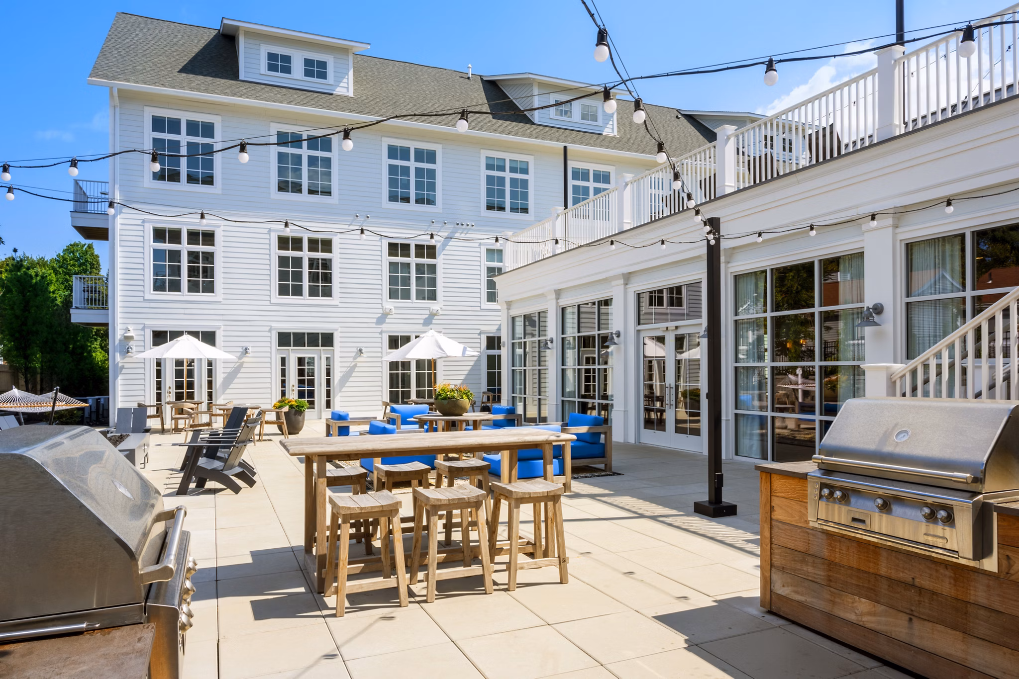 patio at The Anchorage Apartments