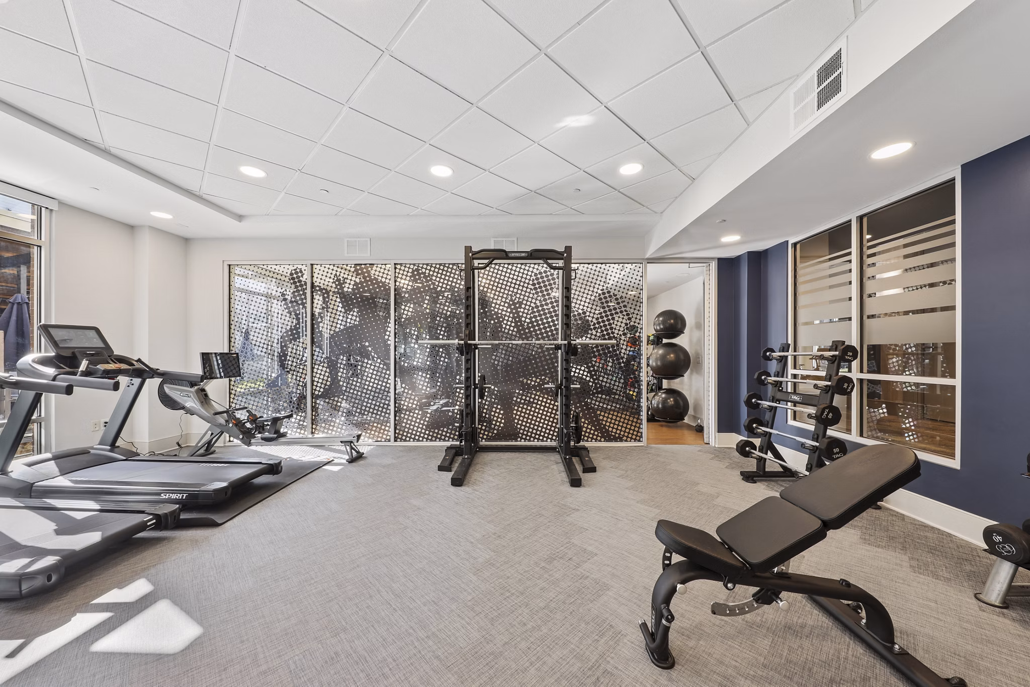 Fitness Center at 605 West End Apartments