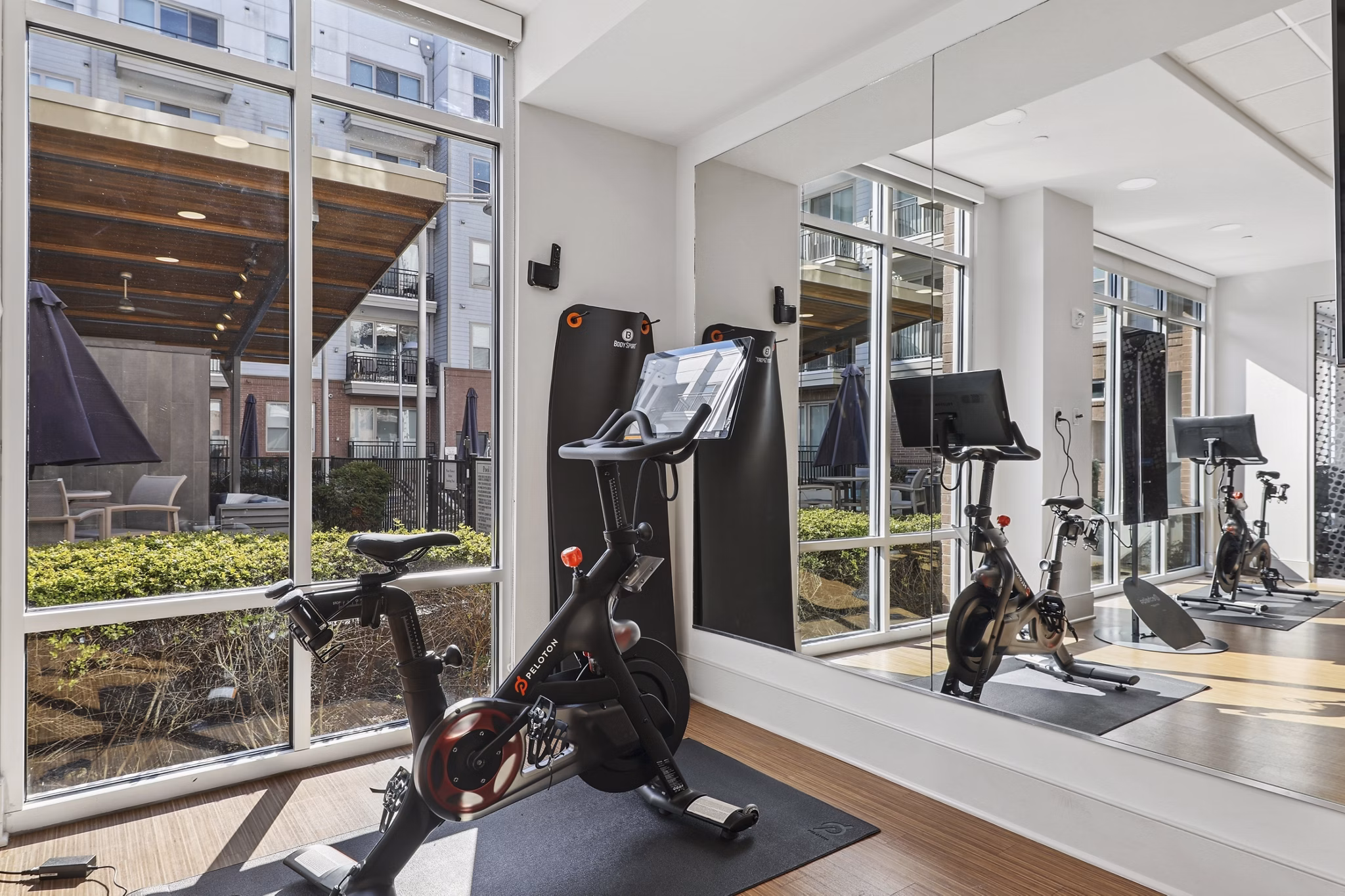 Fitness Center at 605 West End Apartments