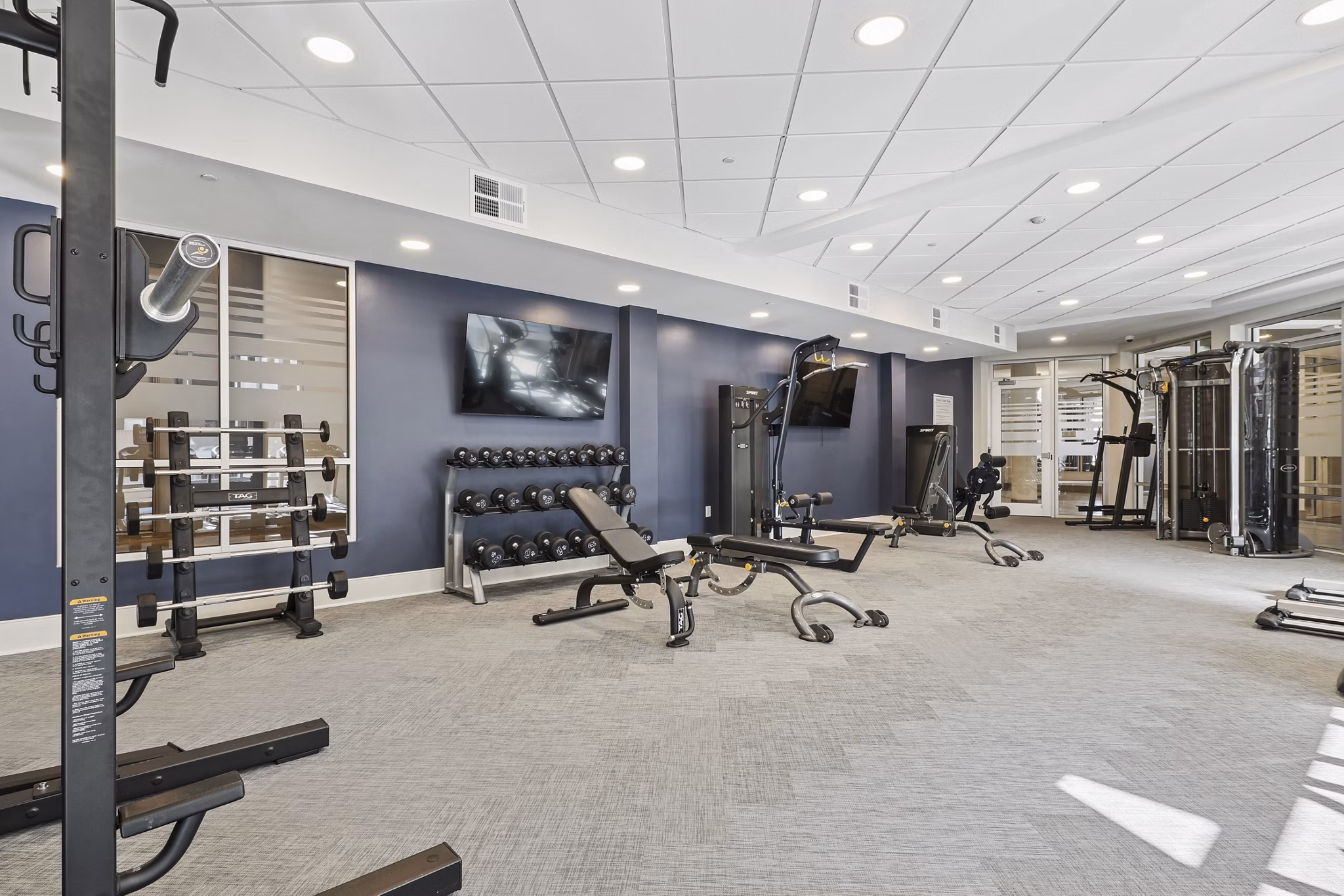 Fitness Center at 605 West End Apartments