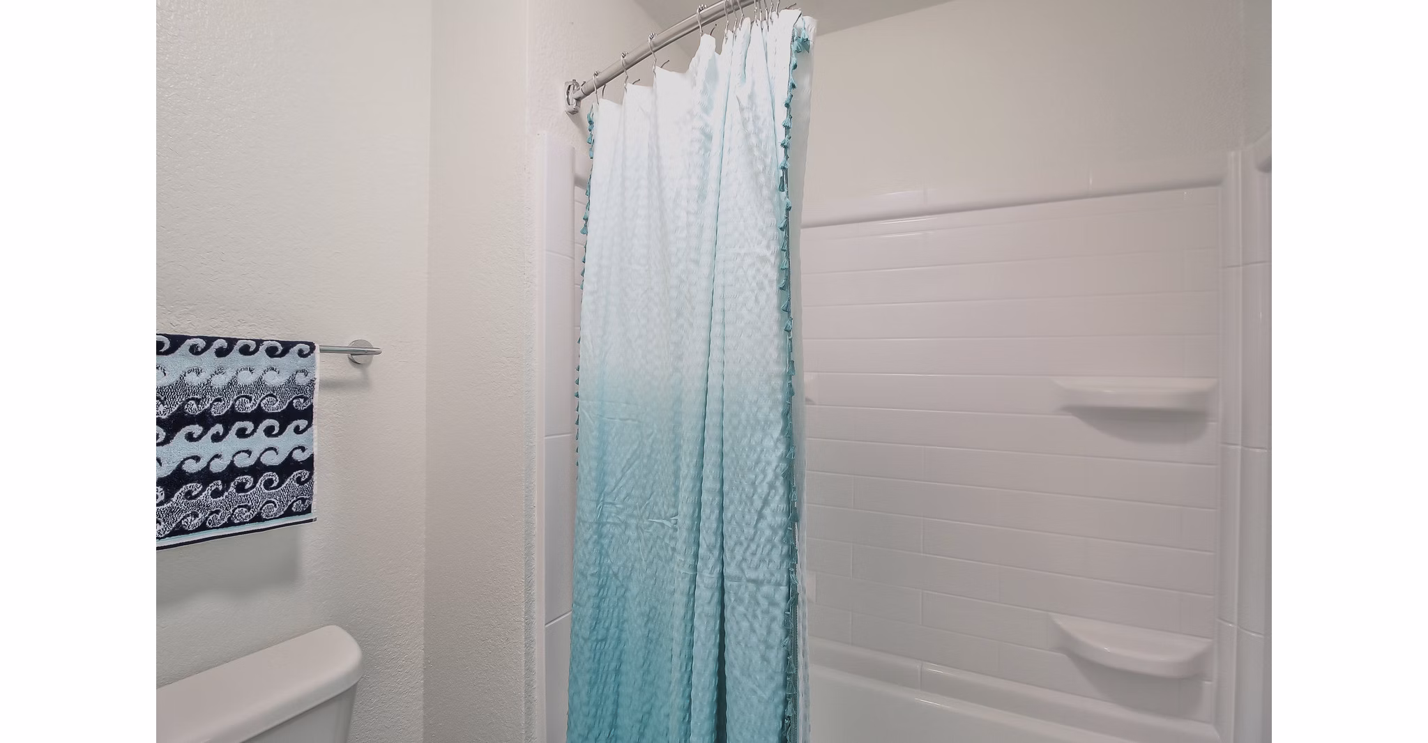 bathroom at Larkspur Apartments