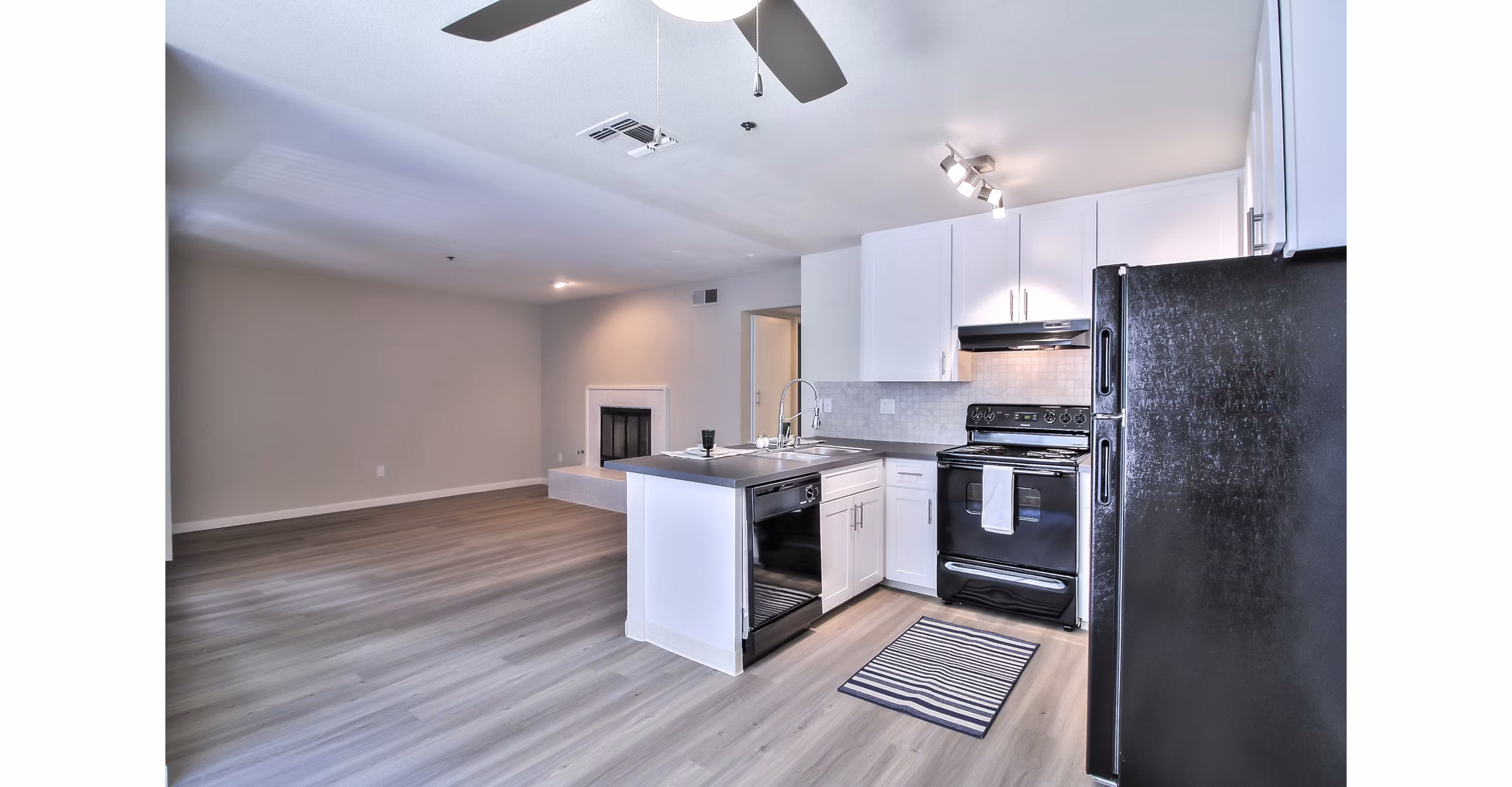 kitchen at Regency Park Apartments