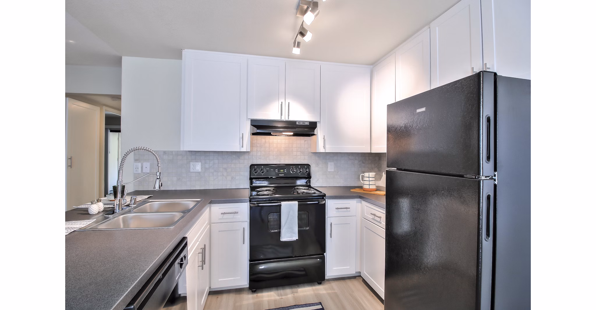 kitchen at Regency Park Apartments