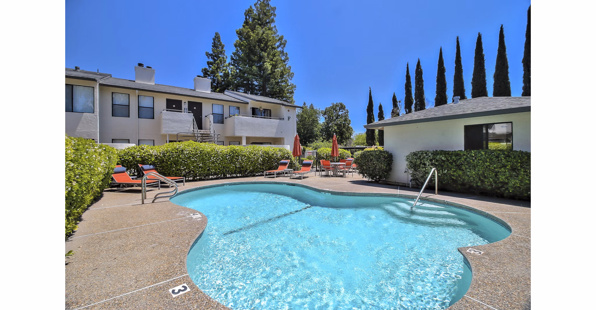 pool at Larkspur Apartments