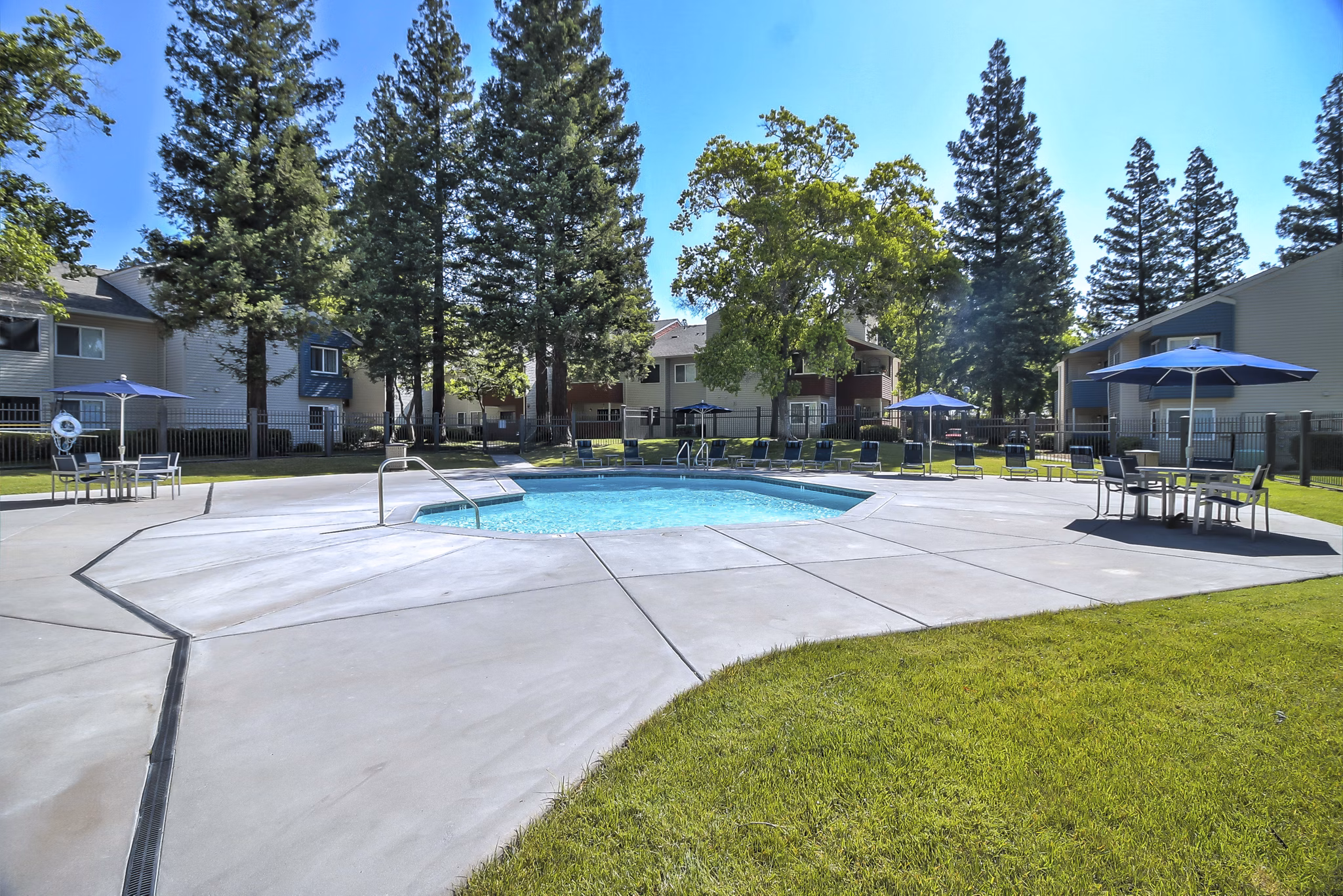 pool at Redwood Square Apartments