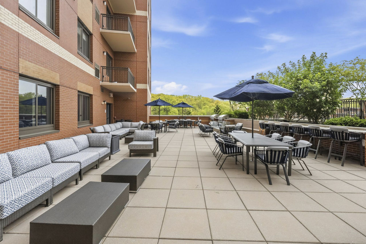 Roof deck at Twenty50 (4 of 5)