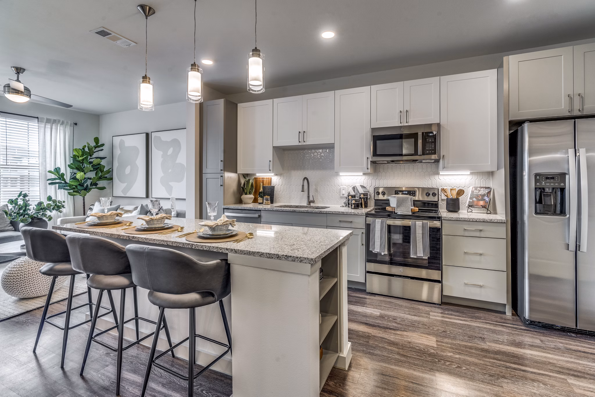 kitchen at Jefferson Cove Apartments