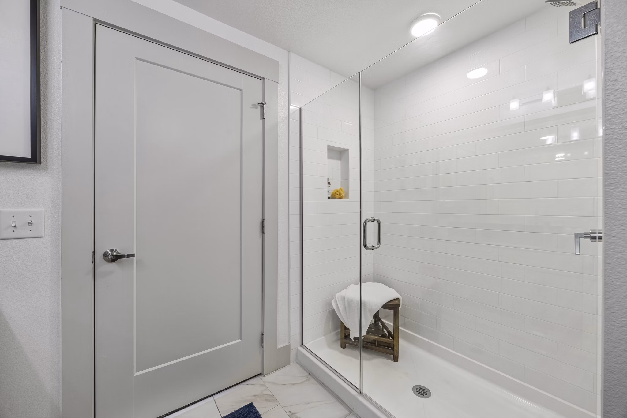 bathroom at The Maddox Apartments