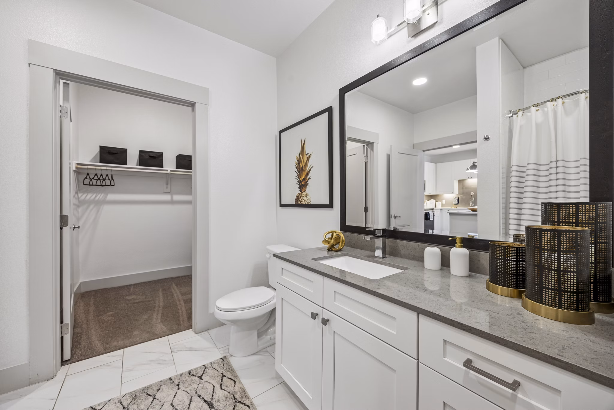 bathroom at The Maddox Apartments