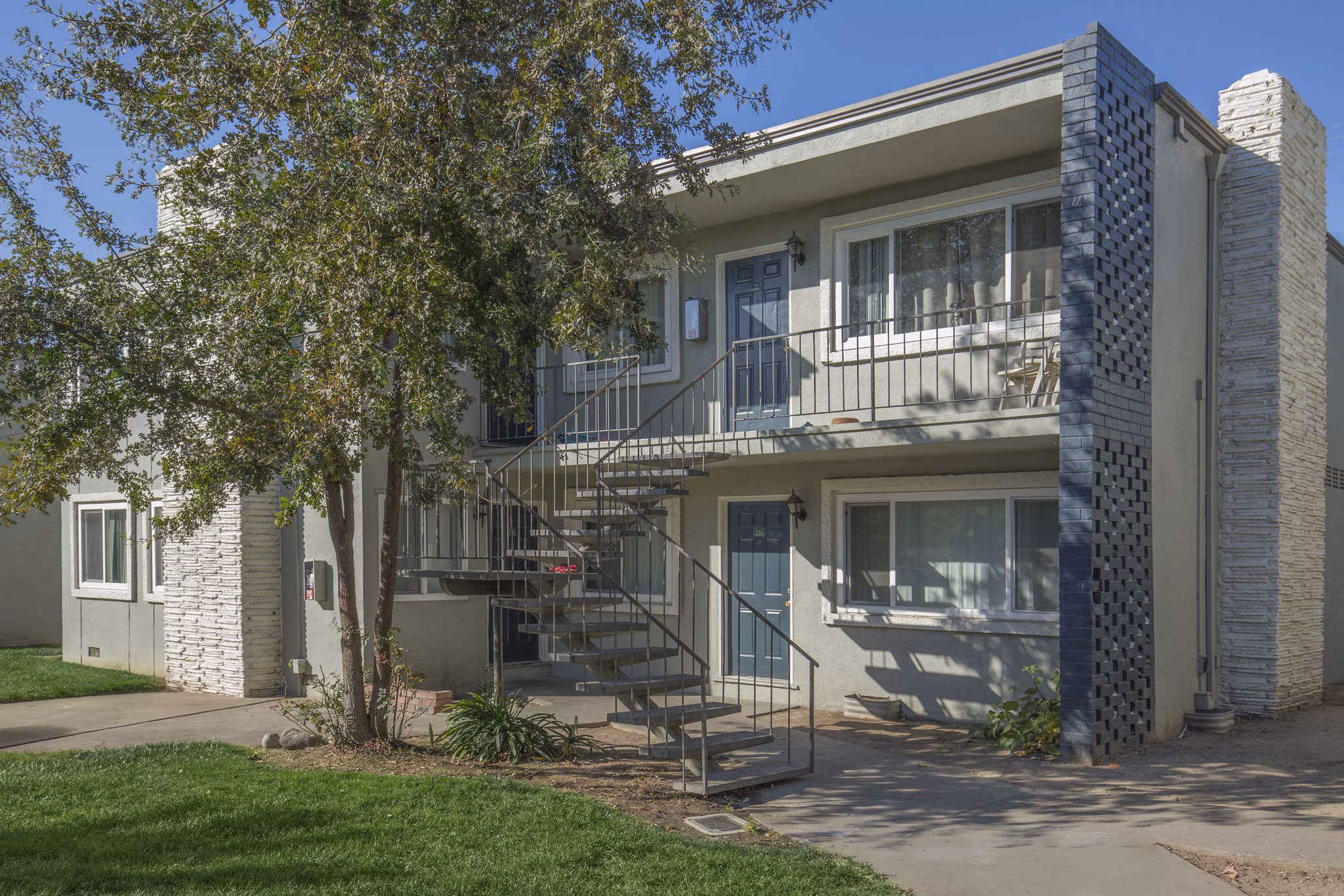 building at Madison Apartments