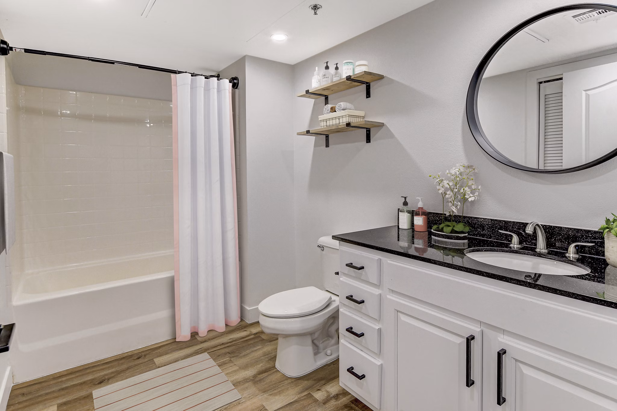 bathroom at Las Vegas Grand Apartments 