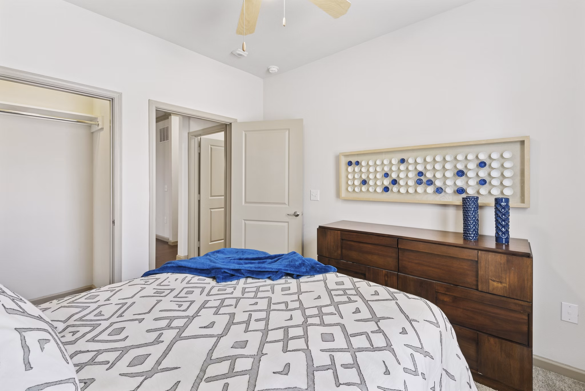 bedroom at The View at Crown Ridge Apartments 