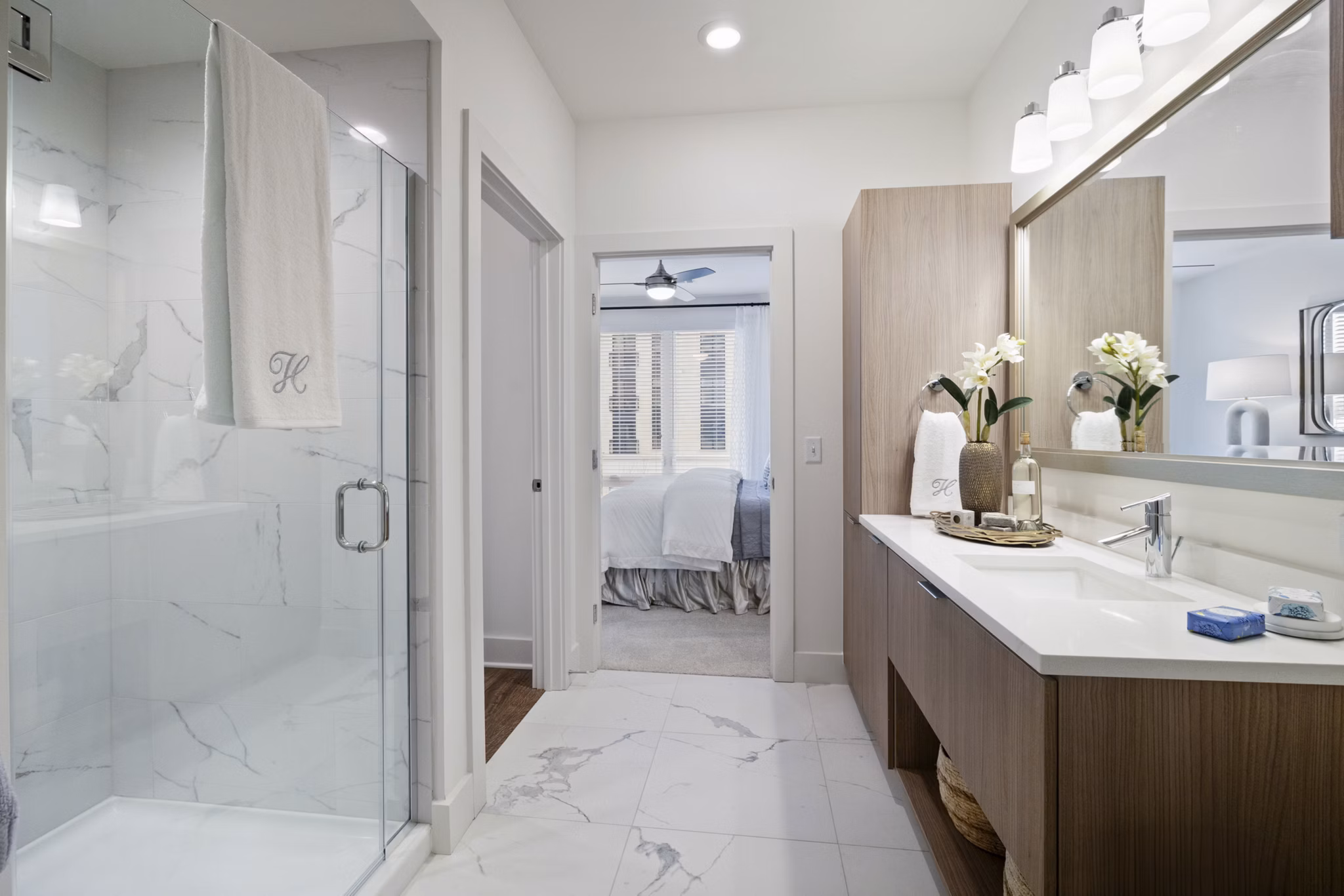 bathroom at Toscana Apartments