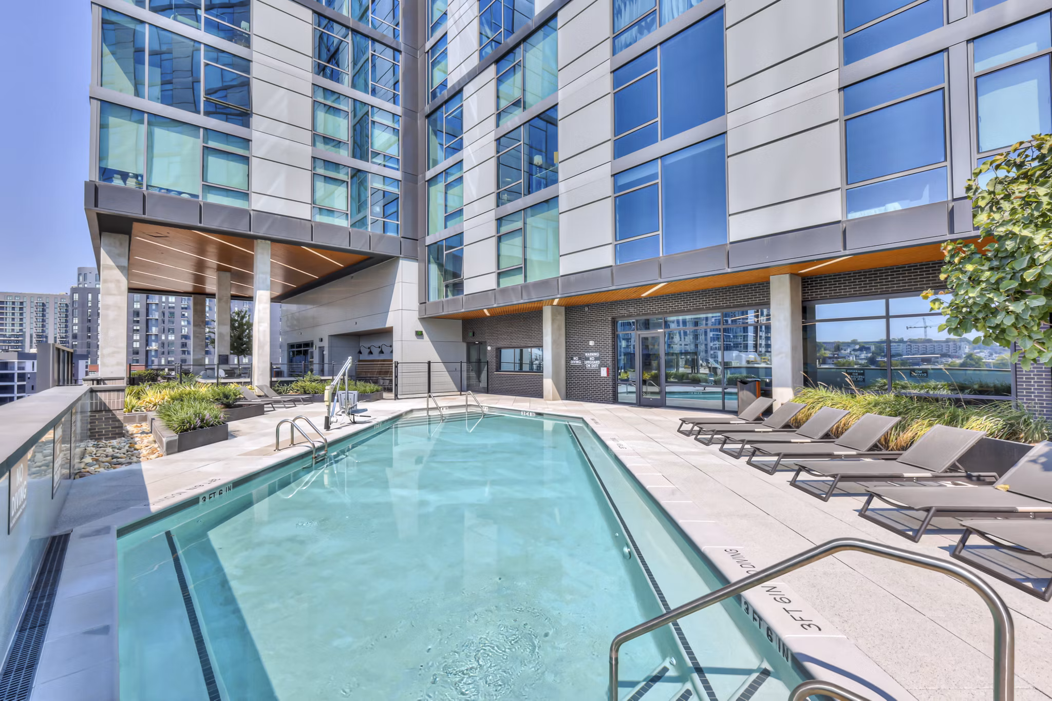 Pool at Prima at Paseo South Gulch Apartments
