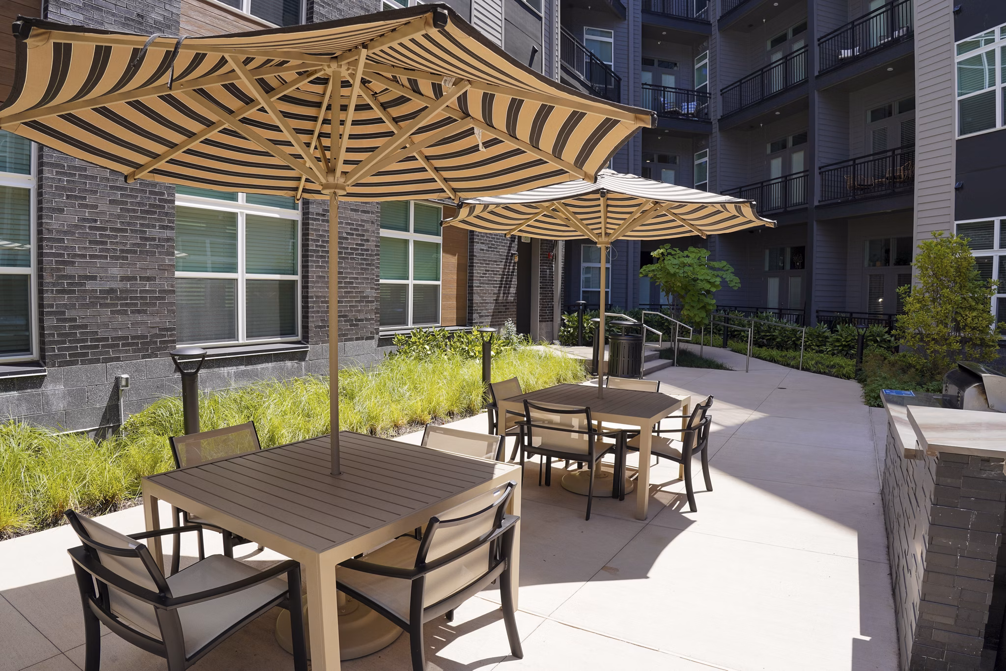 grill area at Preserve at Westfields Apartments 