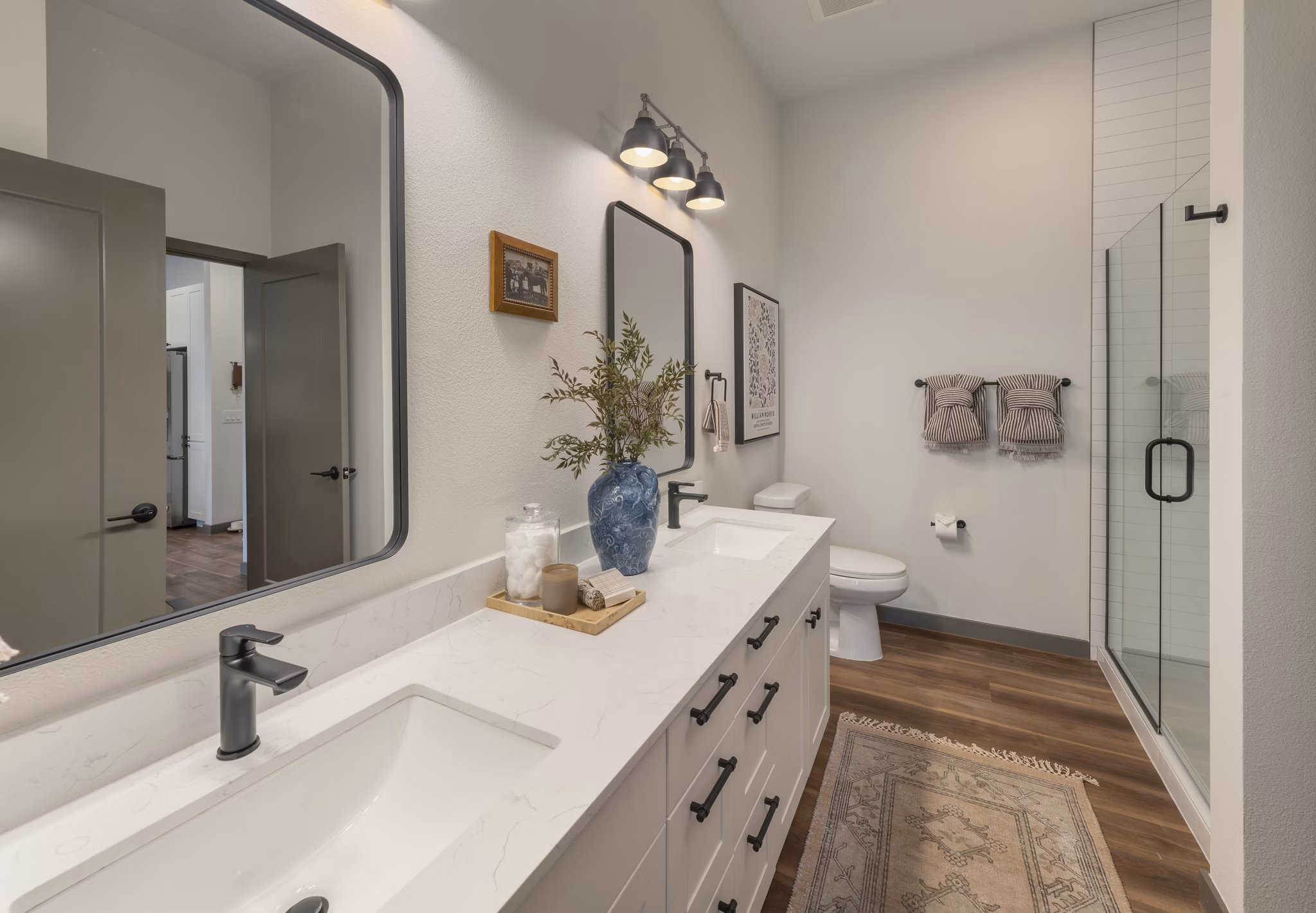 bathroom at The Mason Apartments