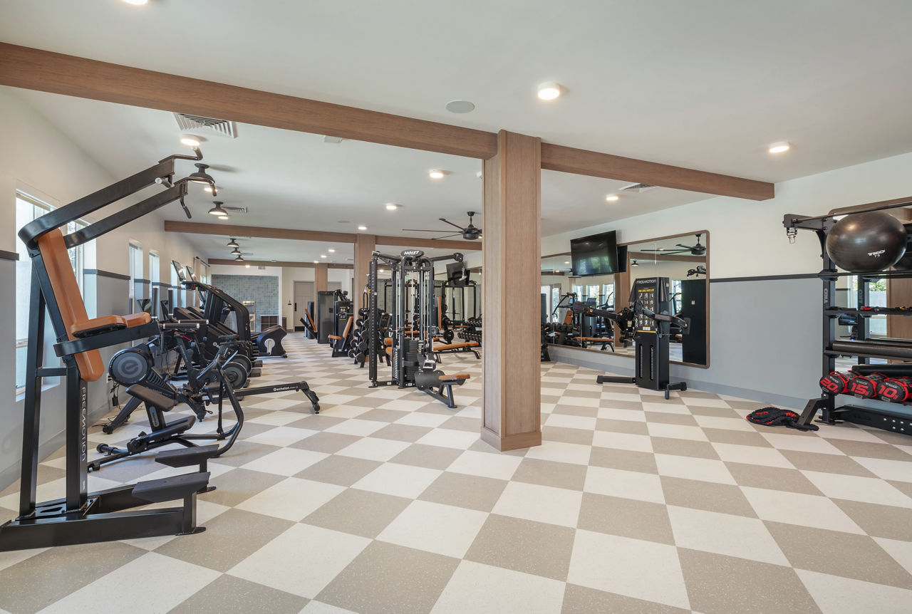Gym at The Mason (1 of 3)