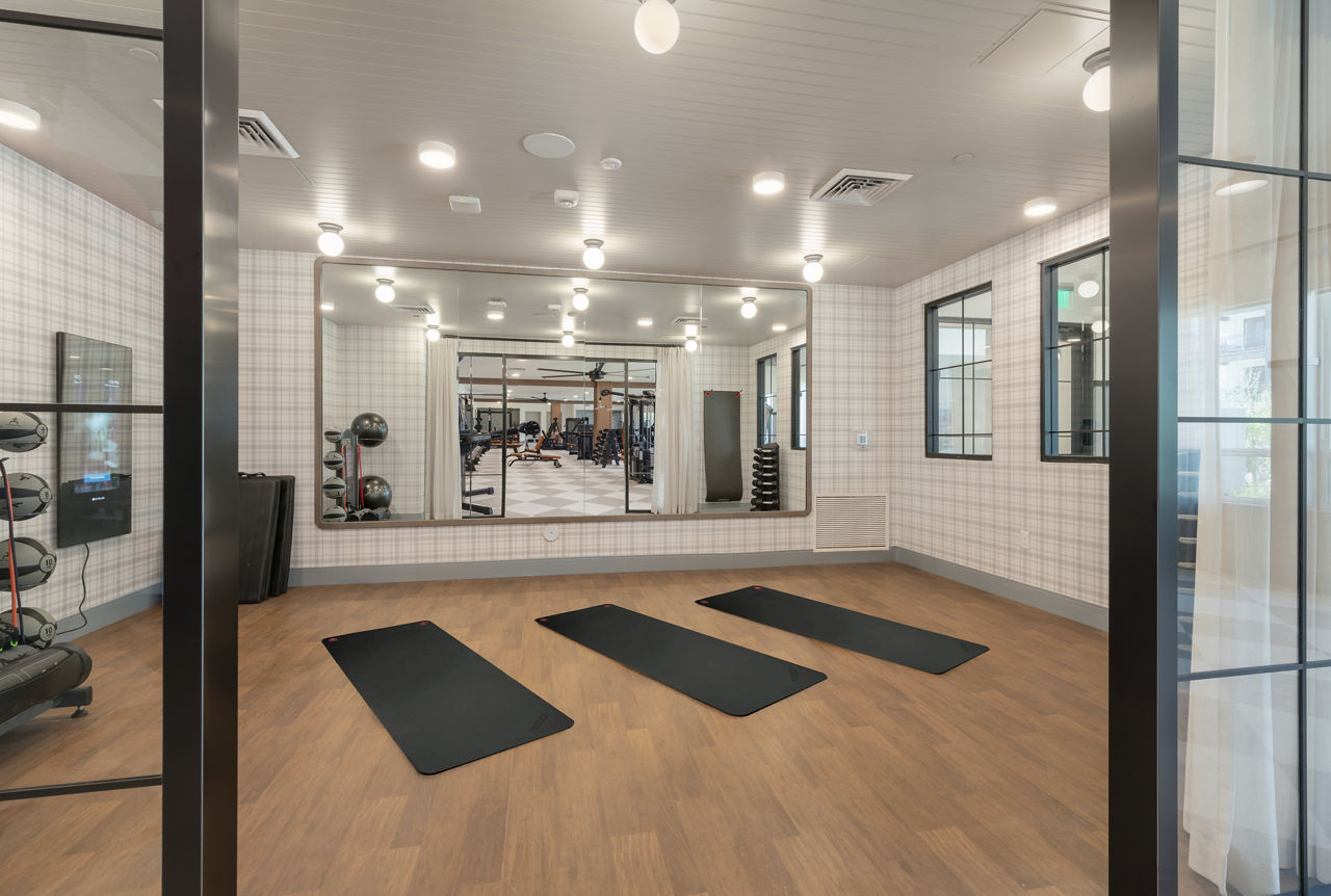 Gym at The Mason (3 of 3)
