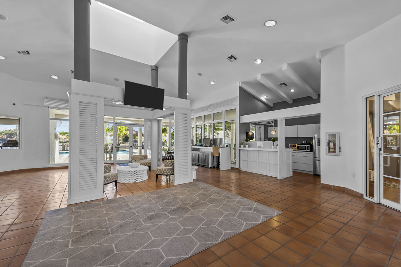La Vue At Emerald Pointe Hollywood Fl 9 of 12