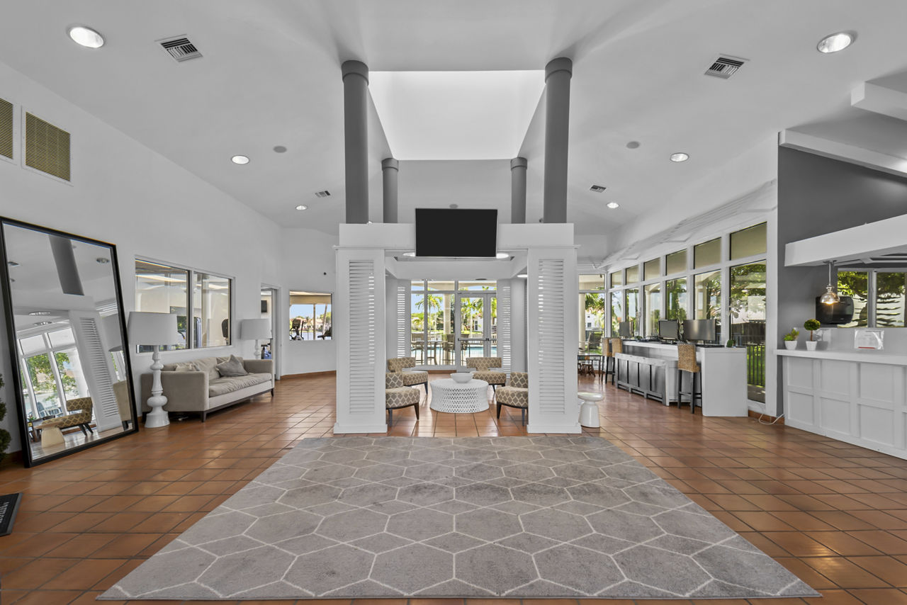 La Vue At Emerald Pointe Hollywood Fl 11 of 12