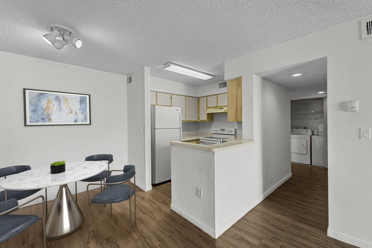 La Vue at Emerald Pointe 25 of 30
