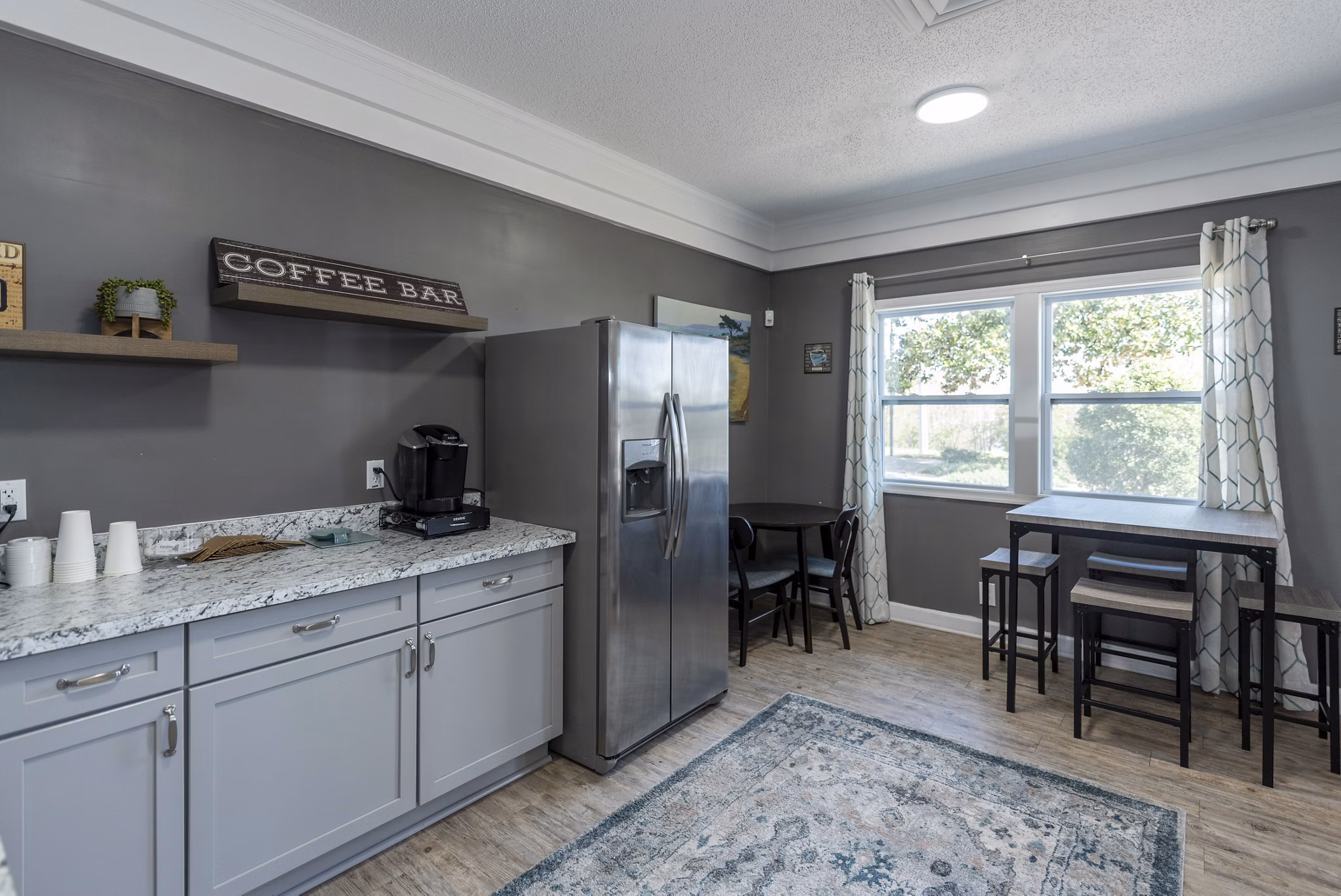 clubhouse at Lakeview Apartments and Townhomes Apartments
