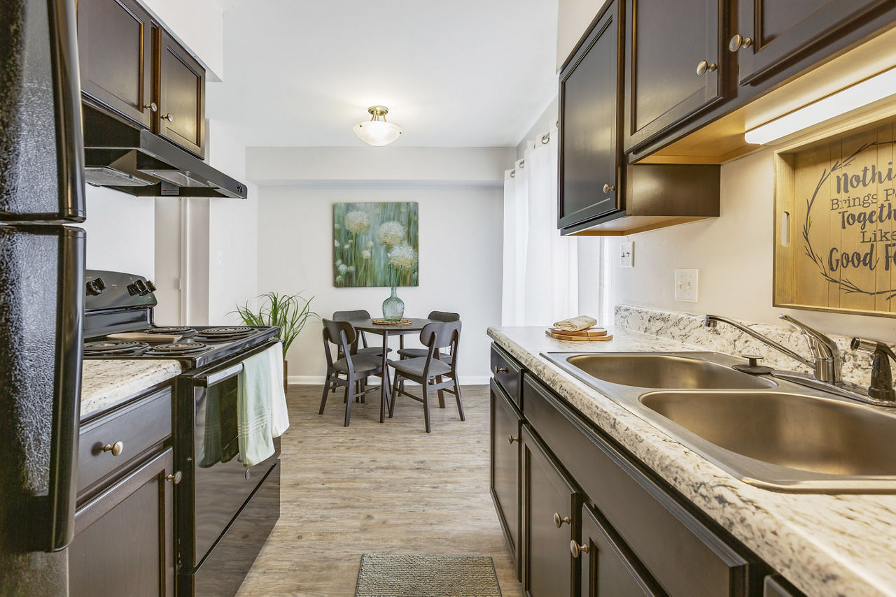 Lakeview Apartments And Townhomes Virginia Beach Va 9 of 12