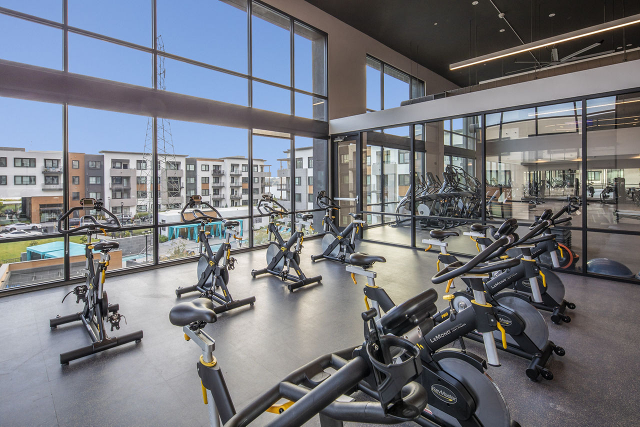 Gym at Anton Menlo (3 of 4)