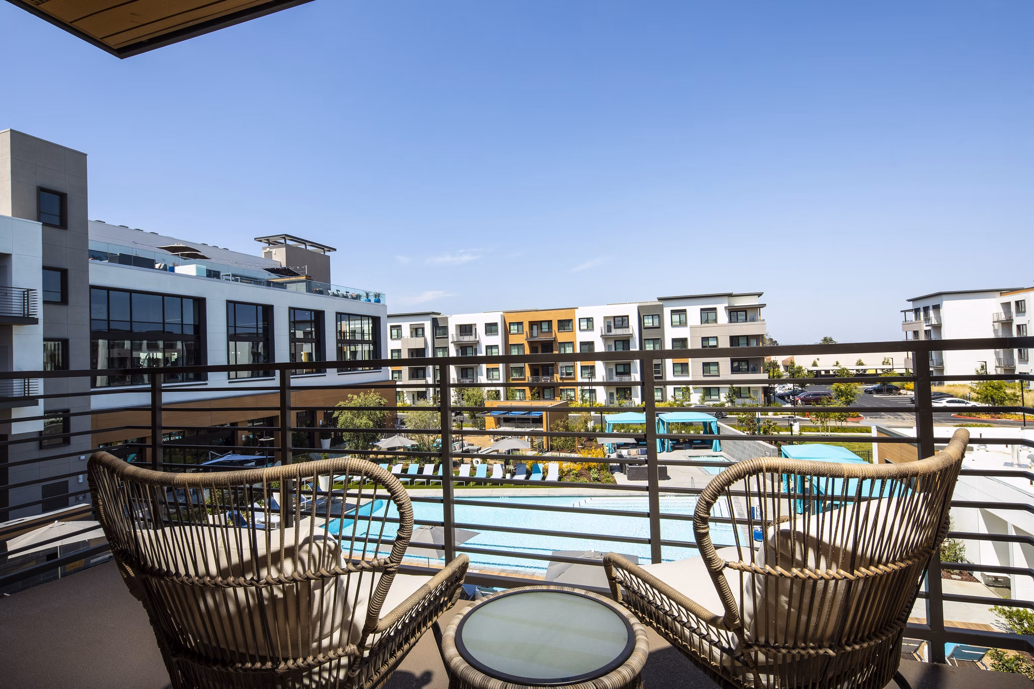 Patio at Anton Menlo Apartments