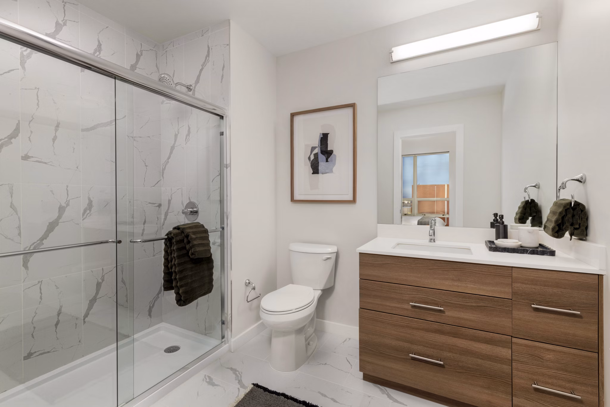 bathroom at Hudson House West Apartments