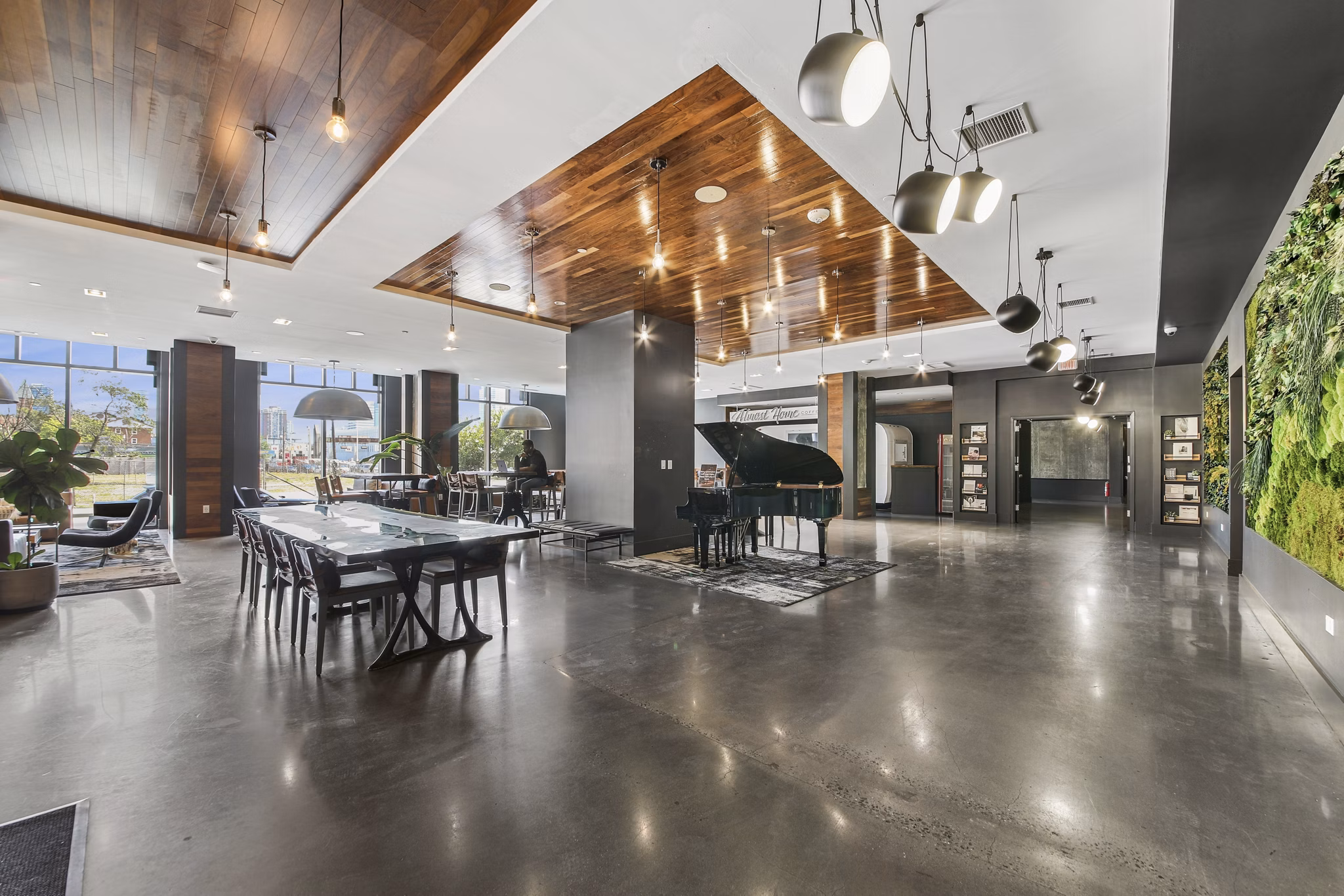 clubhouse at Hudson House East Apartments 