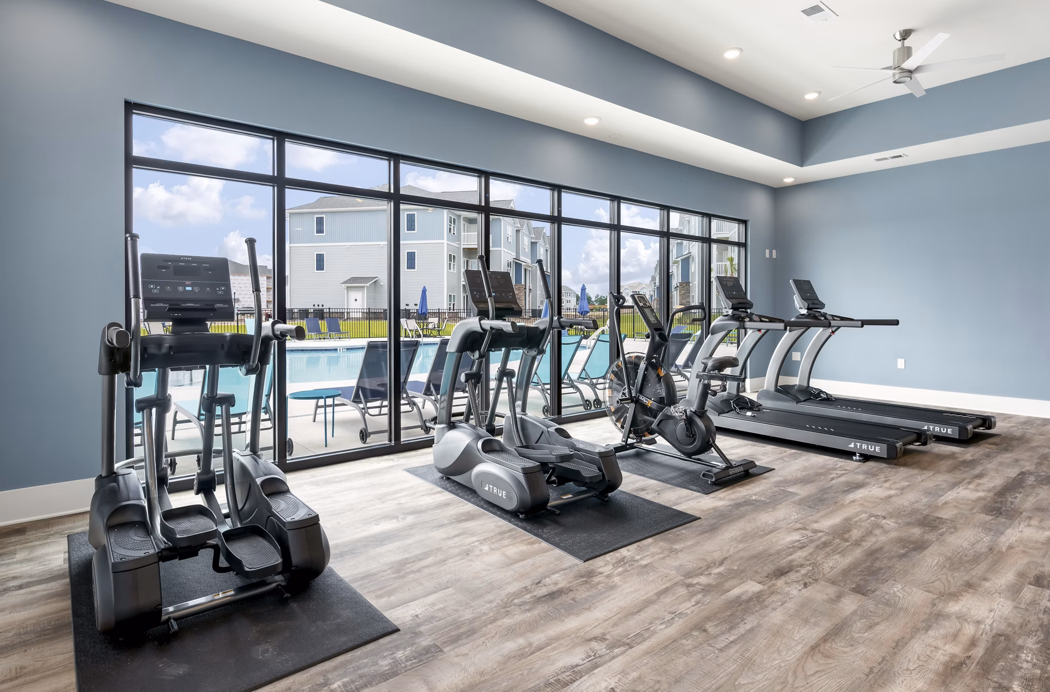 Fitness Center at Sunscapes Apartments