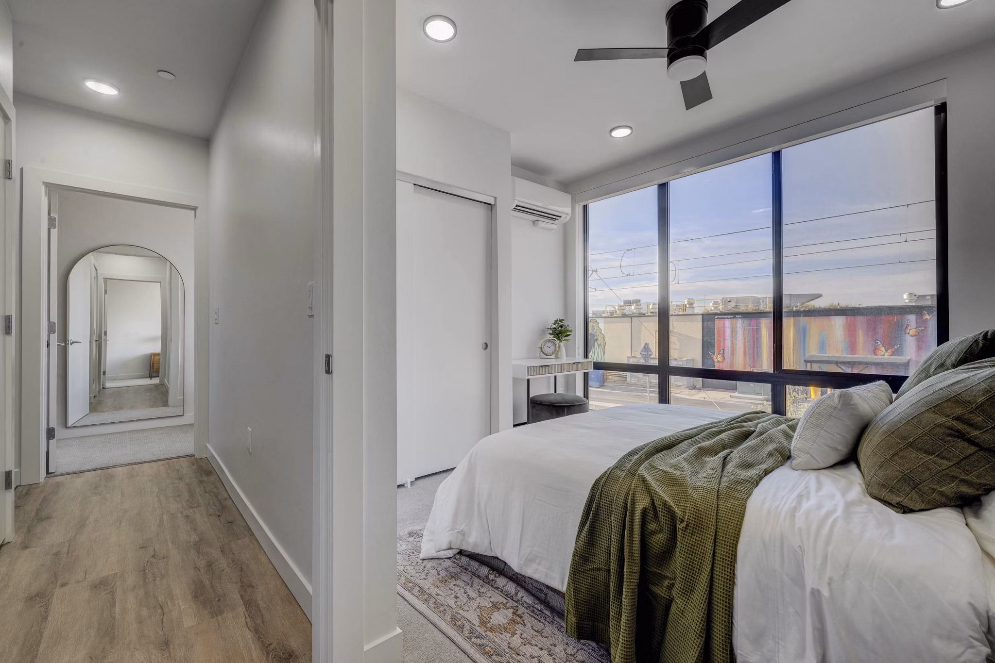 bedroom at 330 Belhaven Apartments 