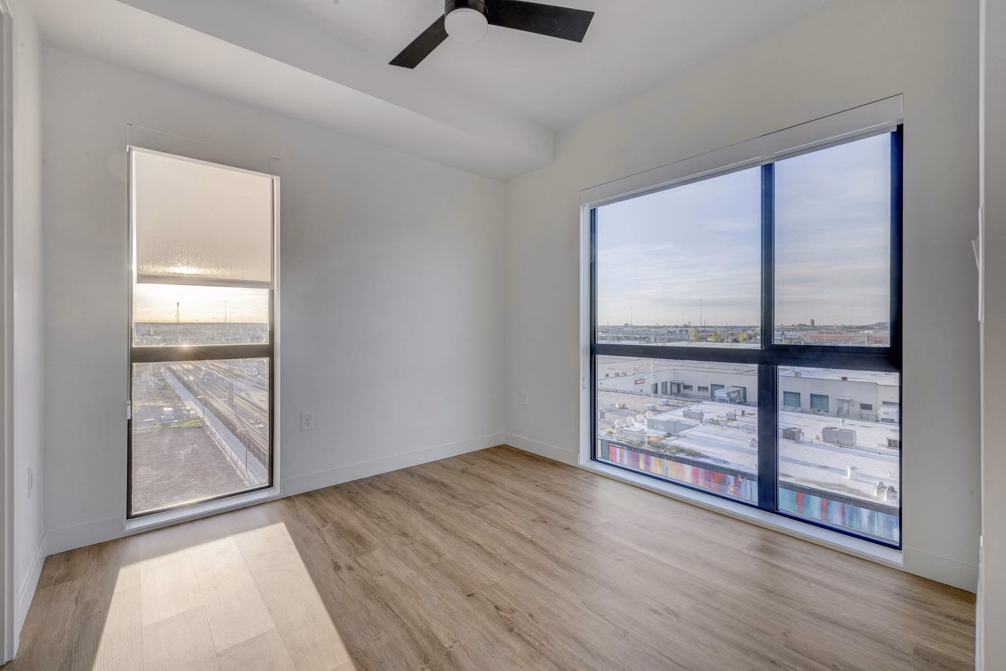 bedroom at 330 Belhaven Apartments 