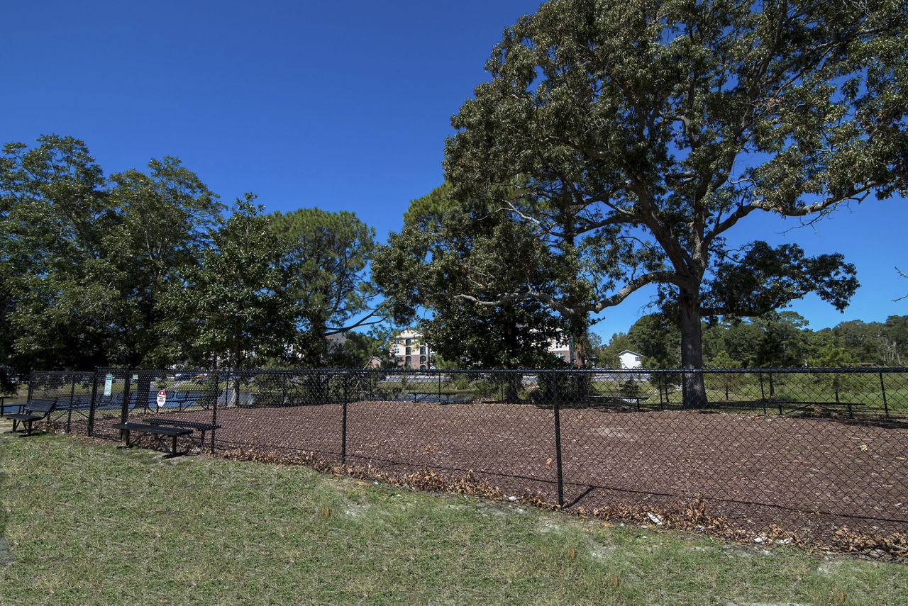 Dog park at Seapath On 67Th