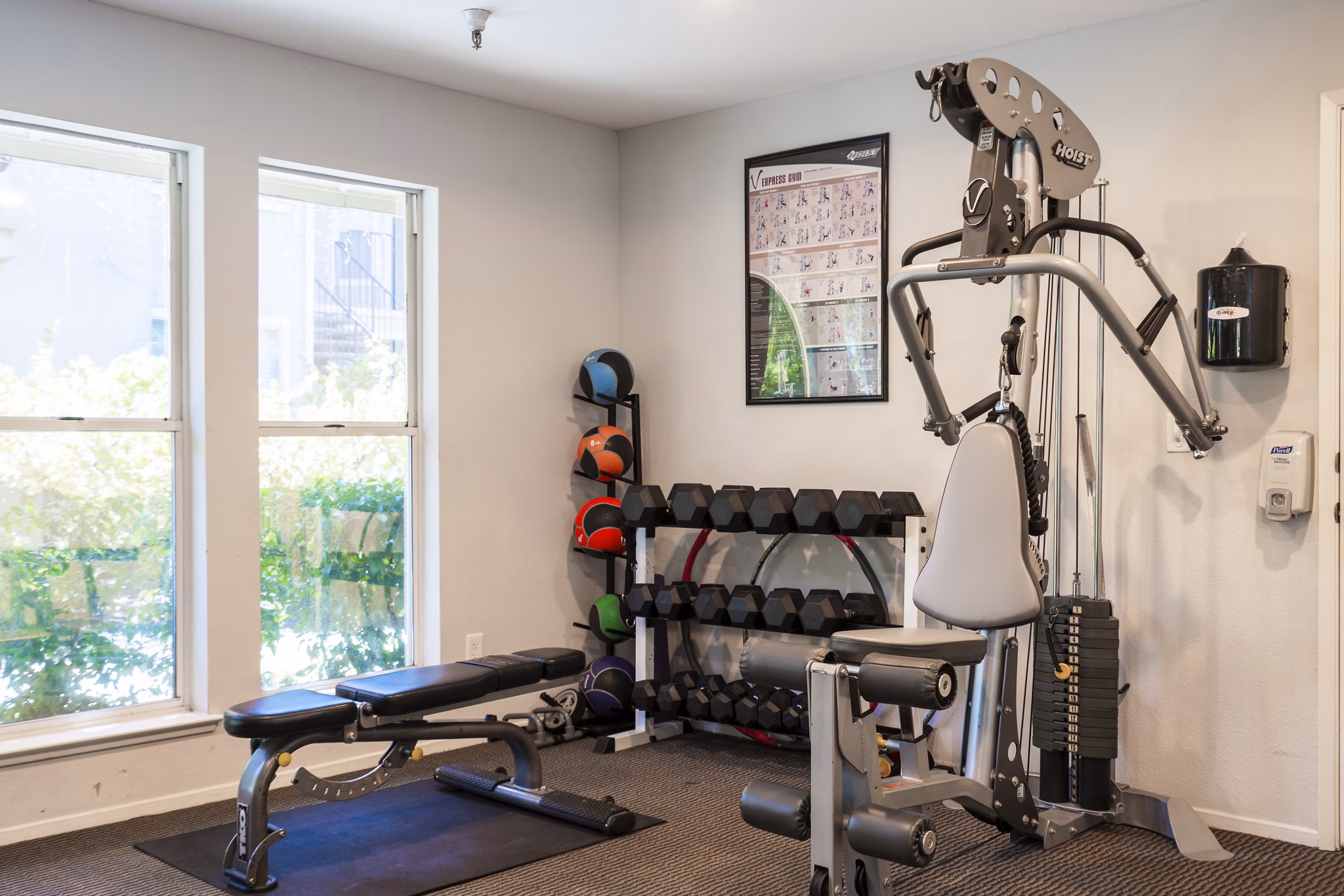 fitness center at Chardonnay Gardens Apartments