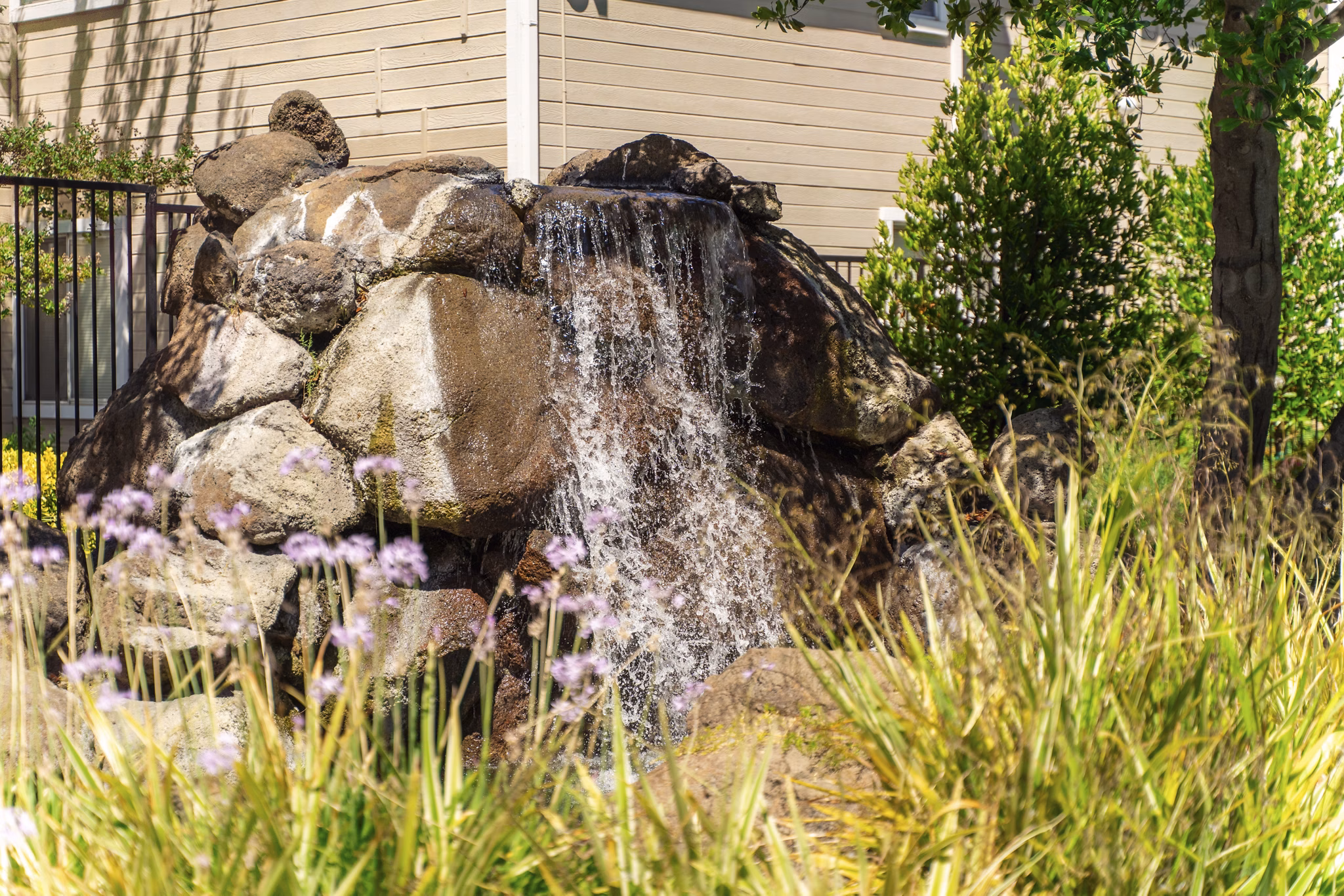 recreational area at Chardonnay Gardens Apartments